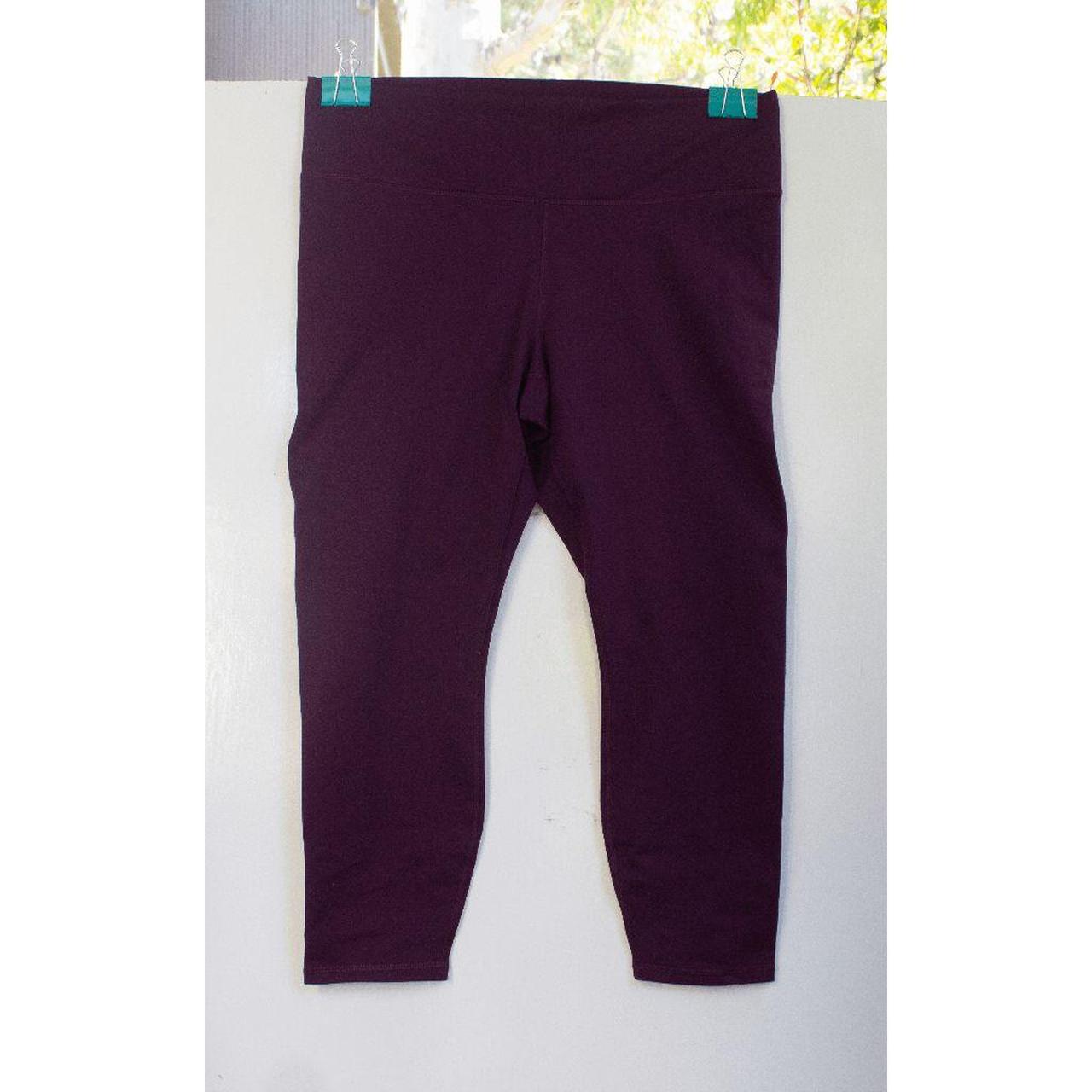 Fabletics NWT Powerhold High Waisted 7/8 Leggings - Depop