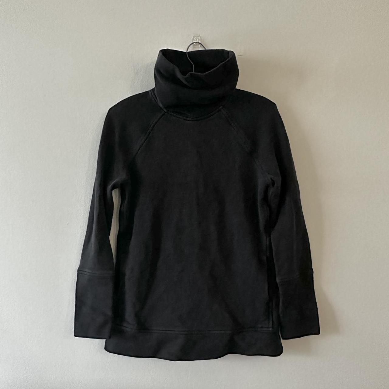 Lululemon discount turtleneck sweatshirt