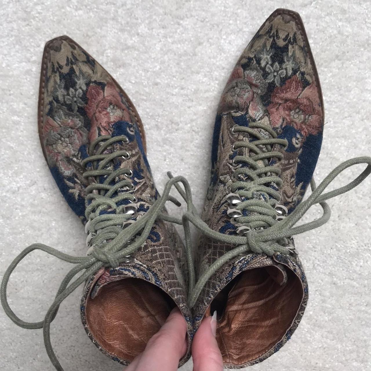 Jeffrey campbell hotsell tapestry boots