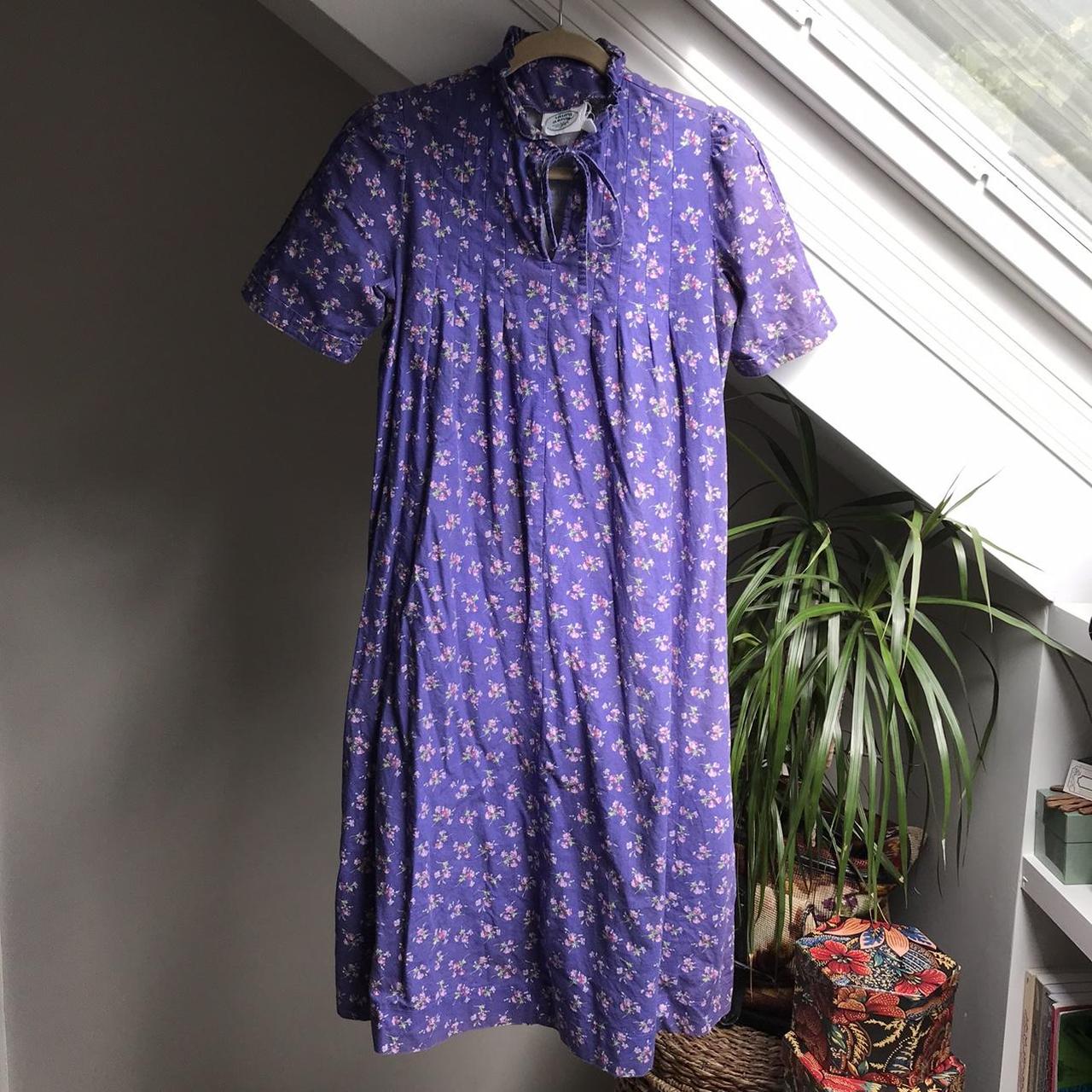 $5 shipping 💐 Vintage Laura Ashley Carno Wales 1970s... - Depop