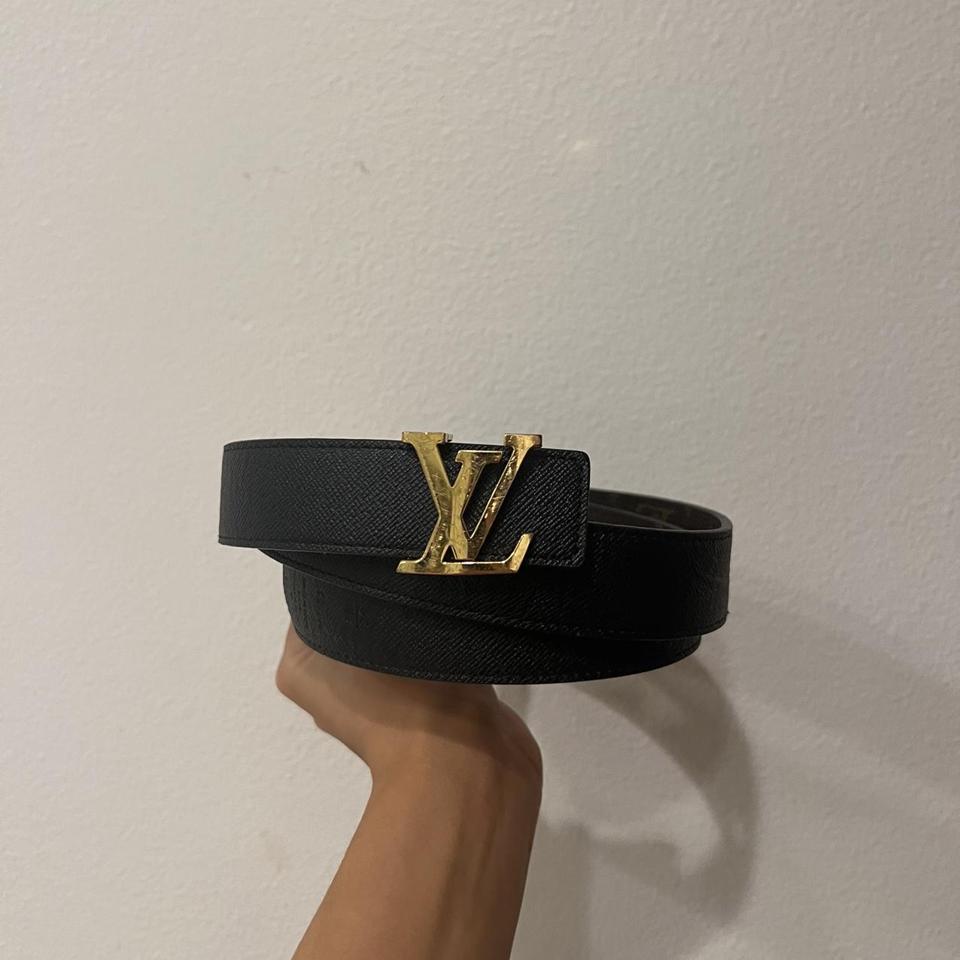 This iconic reversible belt is a must have from the - Depop