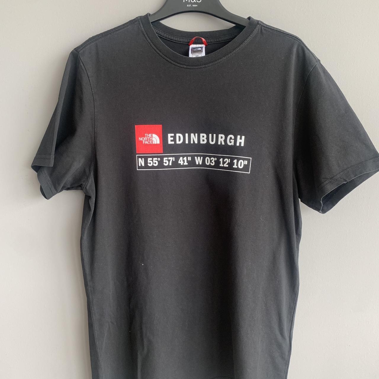 Gestaag Omgekeerde oogsten The North Face Edinburgh Coordinates T-Shirt men's... - Depop