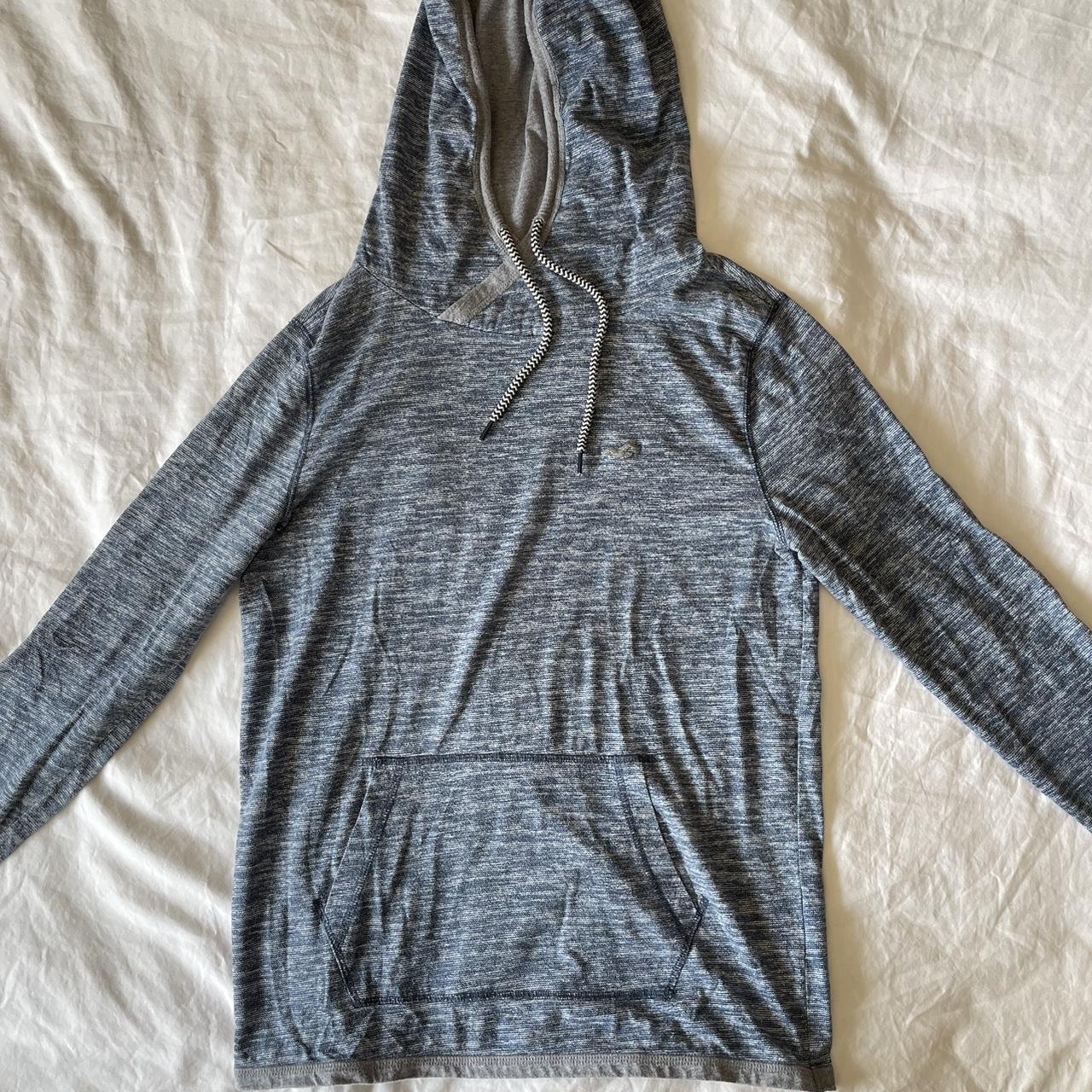 Hollister discount lightweight hoodie