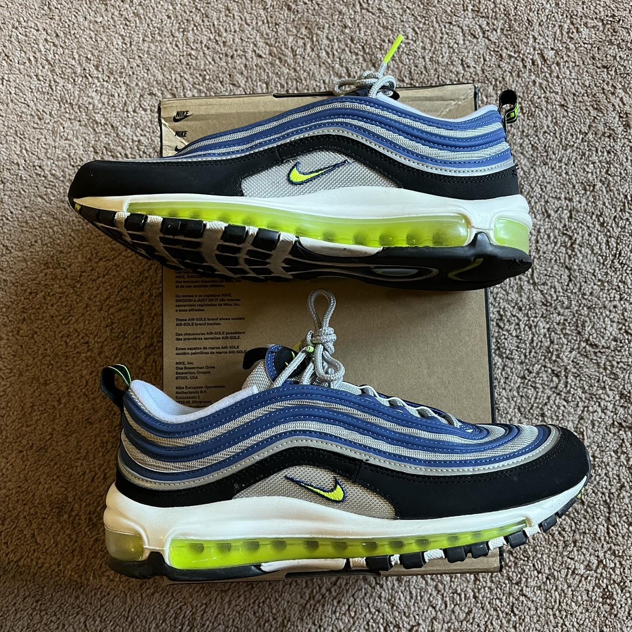 size 2 nike 97