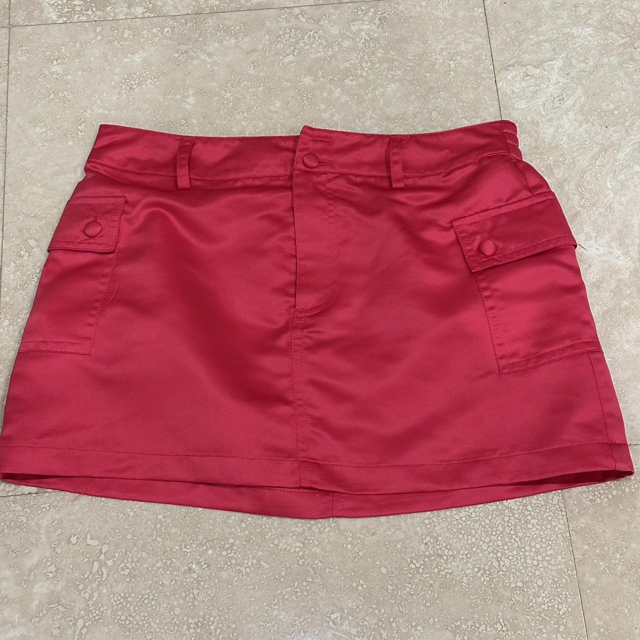 FOREVER 21 M hot pink mini skirt worn once for the