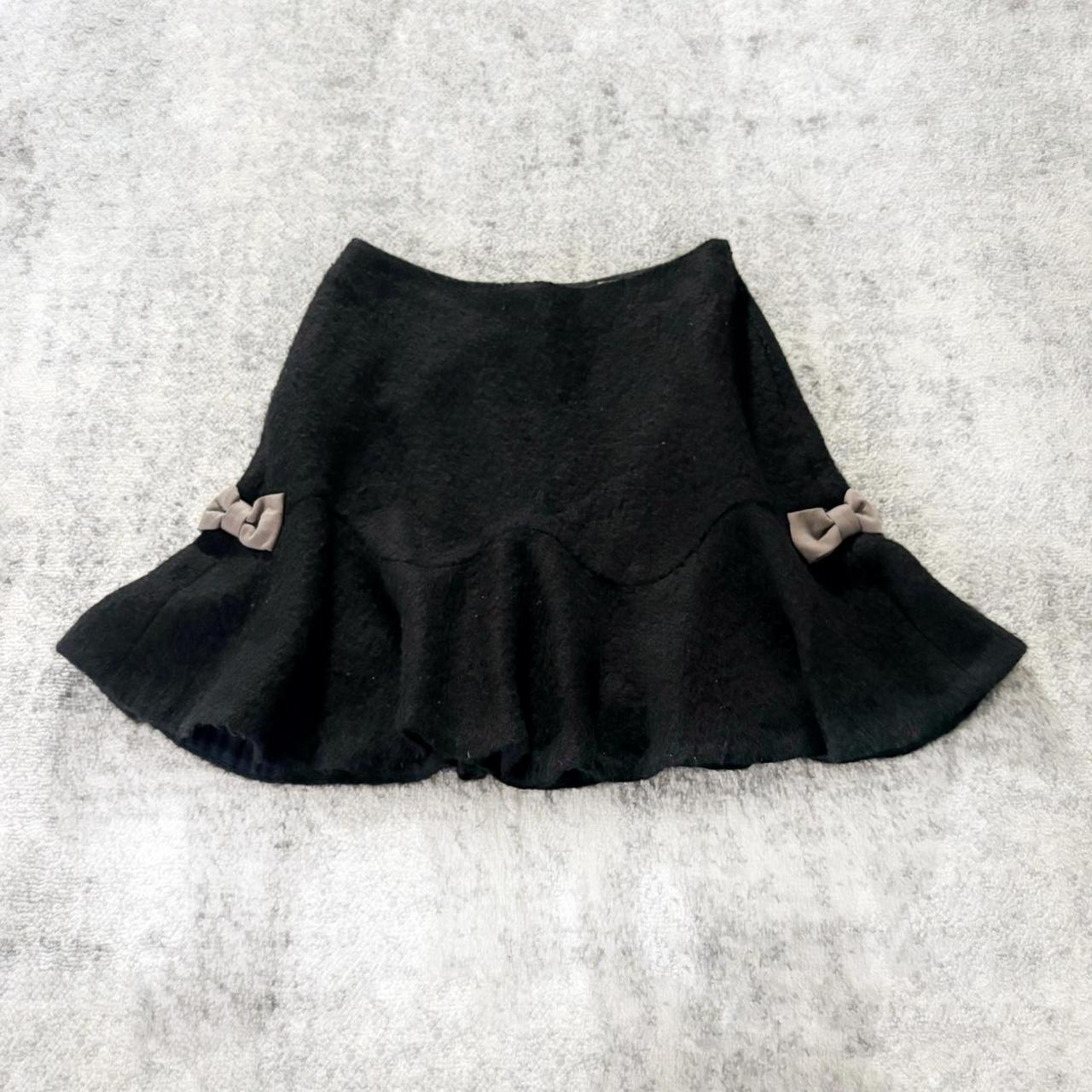 Black ruffle outlet skirt japanese