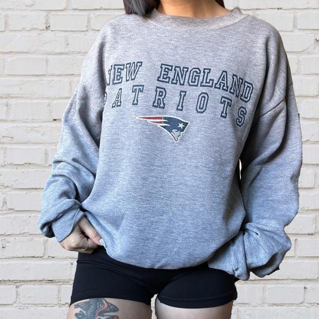 Vintage New England patriots Crewneck Cut tag Fits - Depop