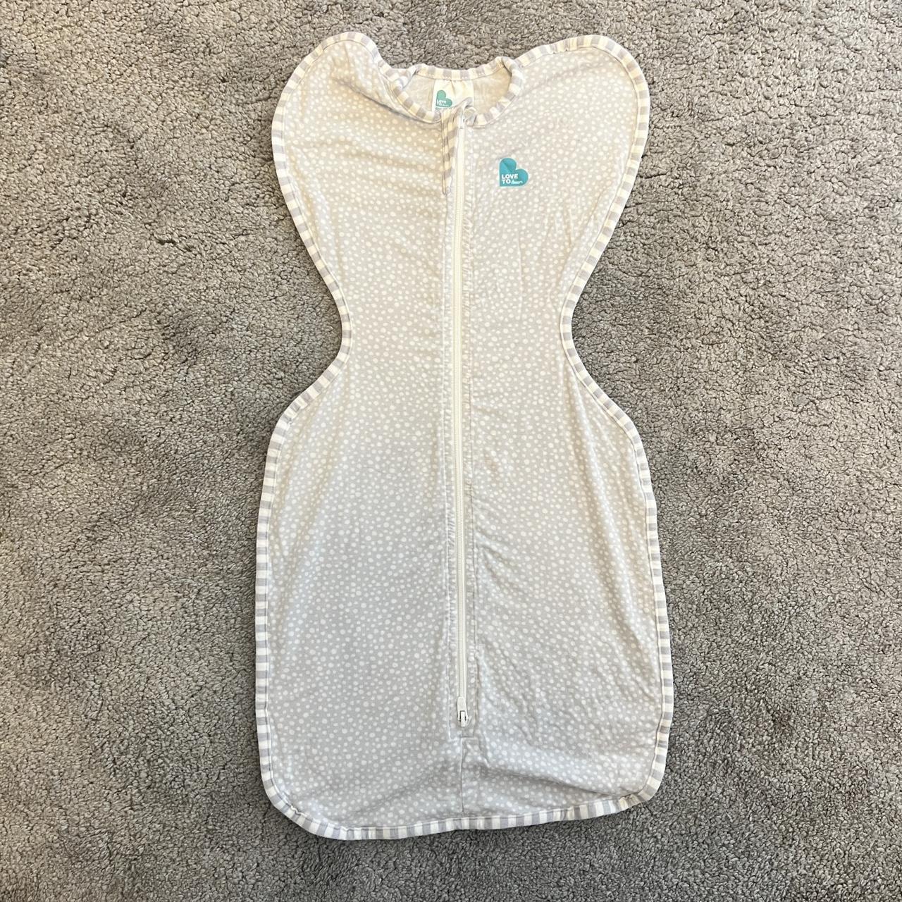 Love to Dream 2 Swaddles ( can sell separately )... Depop