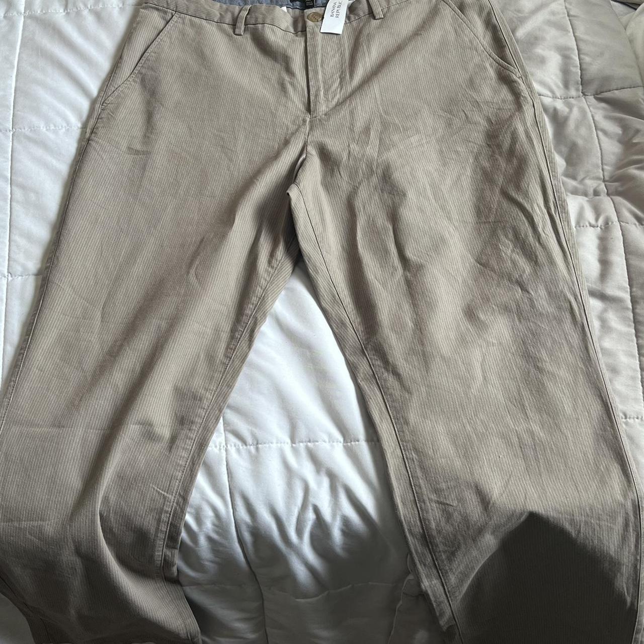 Banana Republic Men's Khaki Trousers | Depop