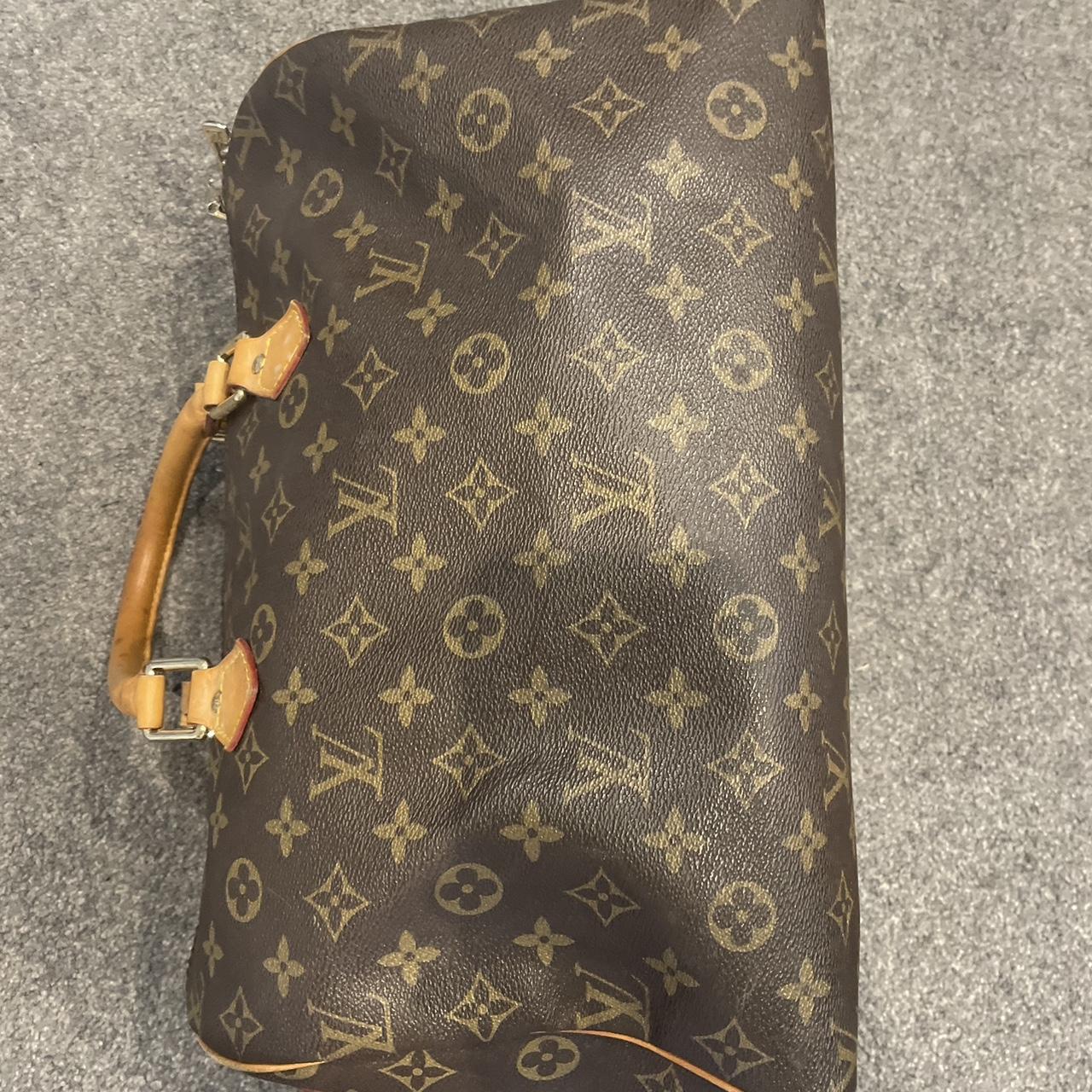 Louis Vuitton 2020 duffel bag Pretty good condition-... - Depop