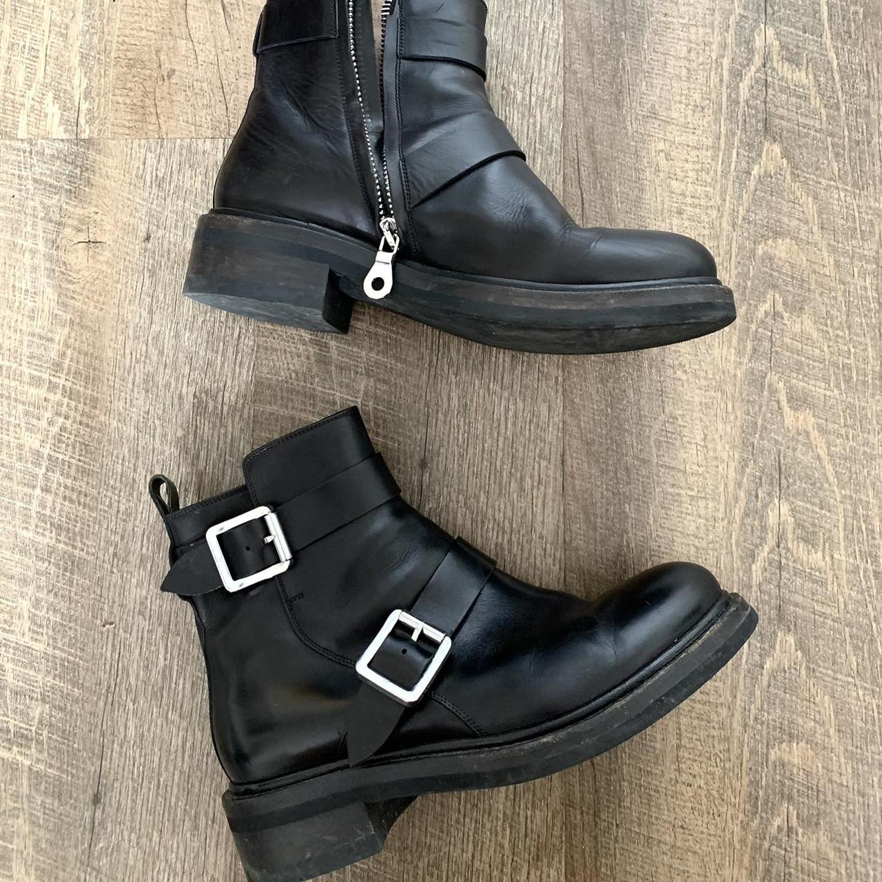 Frye Black Leather Moto Boots (Size 10) Repop 💫 I... - Depop