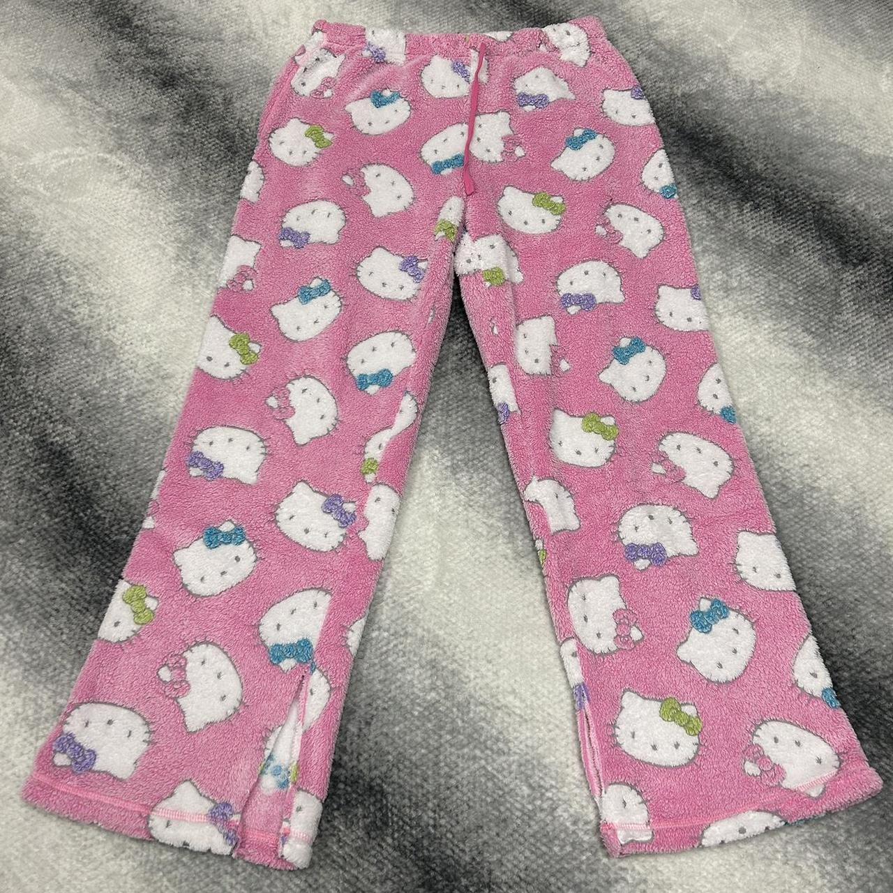 item listed by pixietricksy