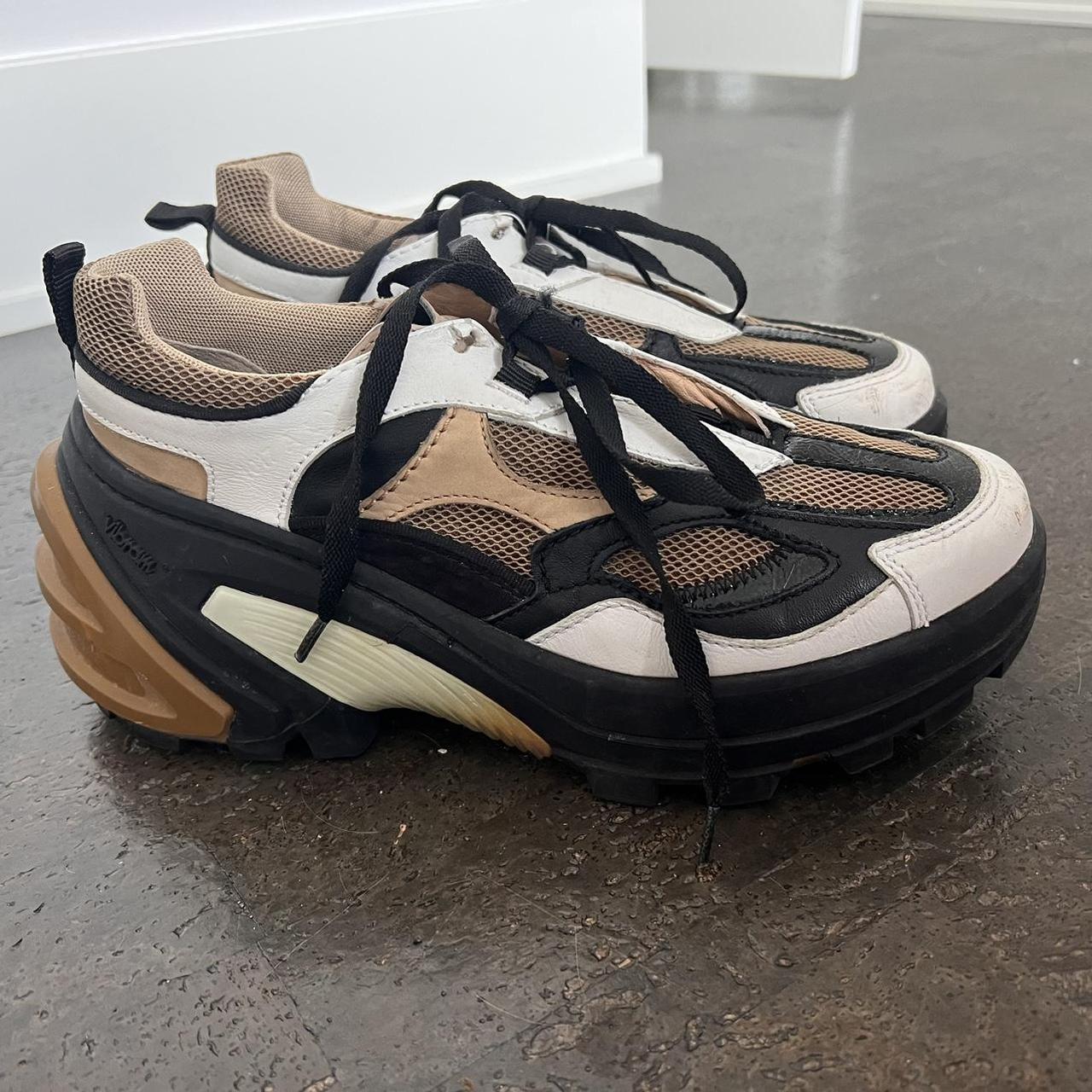 1017 ALYX 9SM INVISIBLE SNEAKER