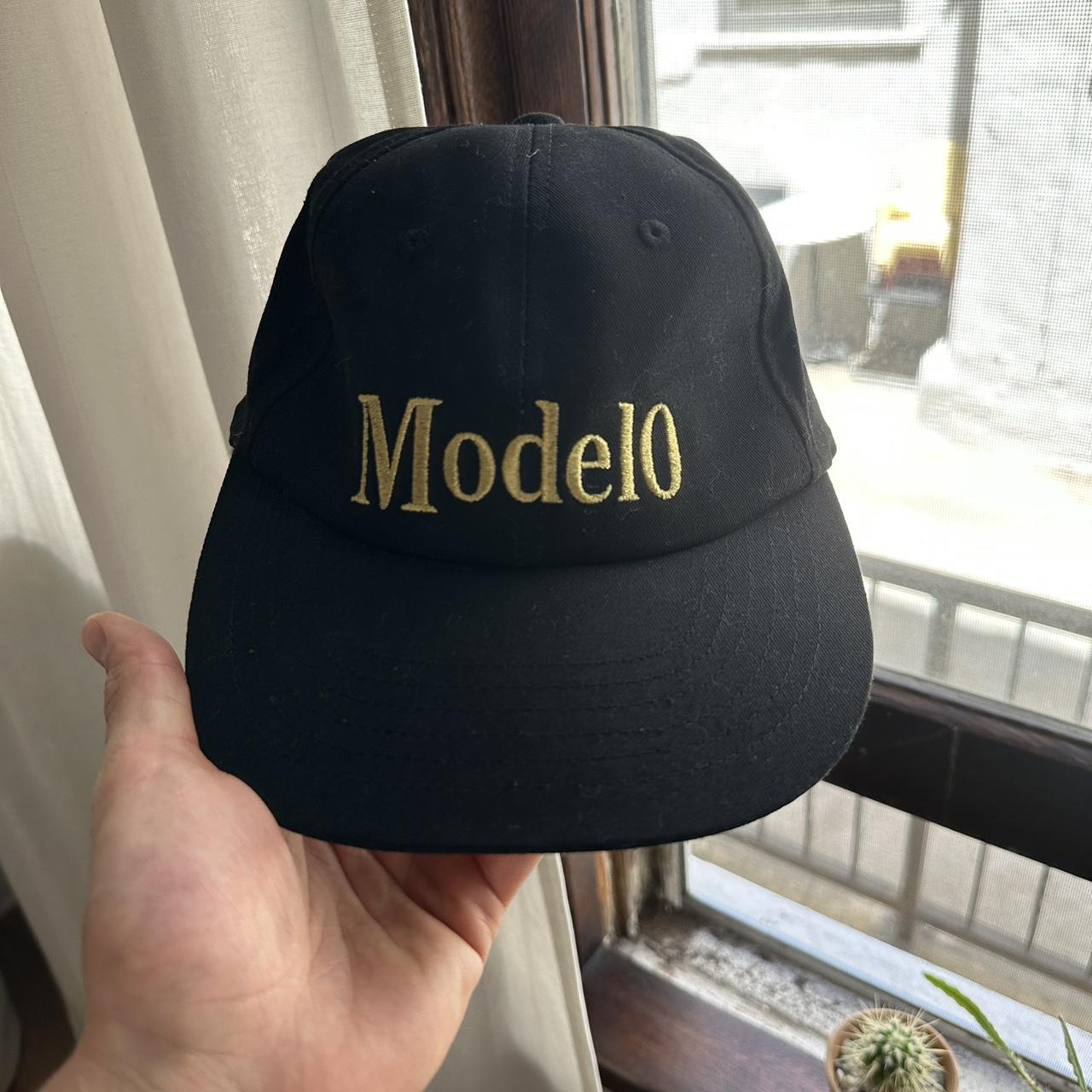 tenbox Modelo hat , got this from Pigu himself...