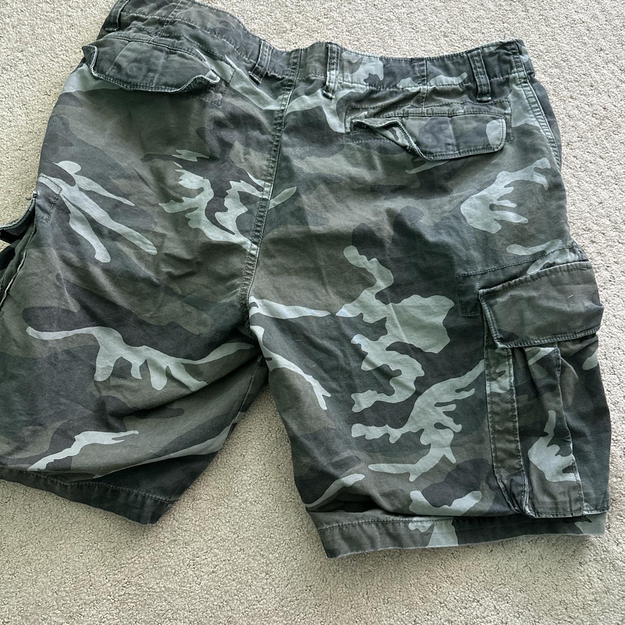 size 38 camo cargo jorts, no paypal pls - Depop