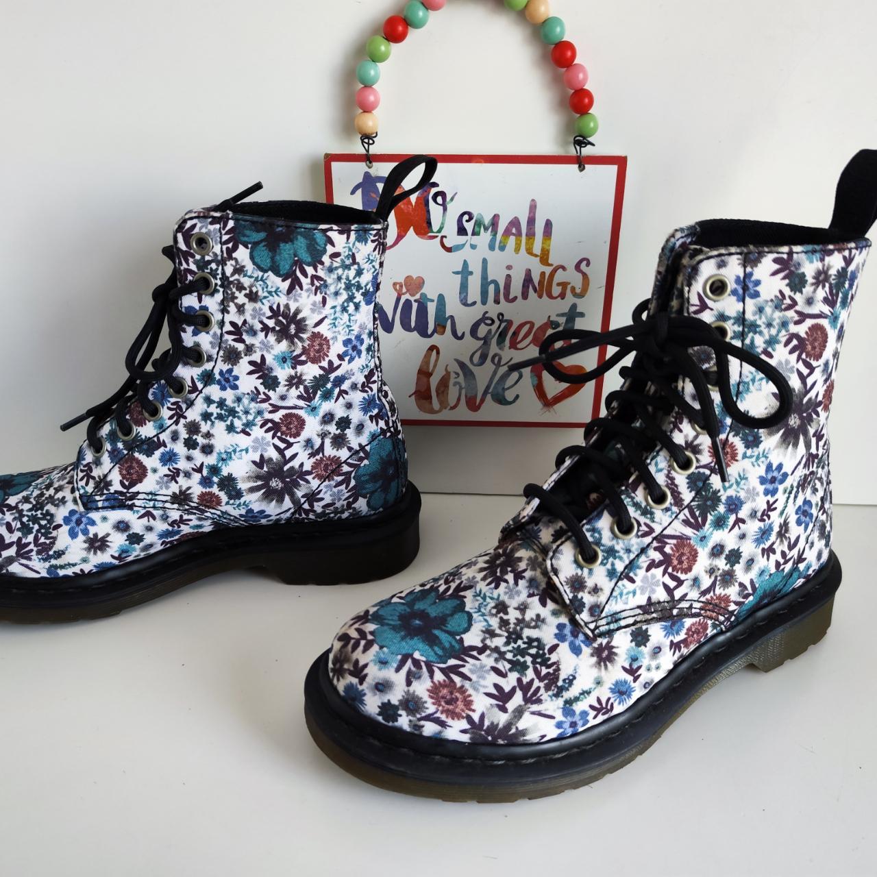 Shoes Dr Martens White Floral Floral Mash Dr Martens Pascal Flower