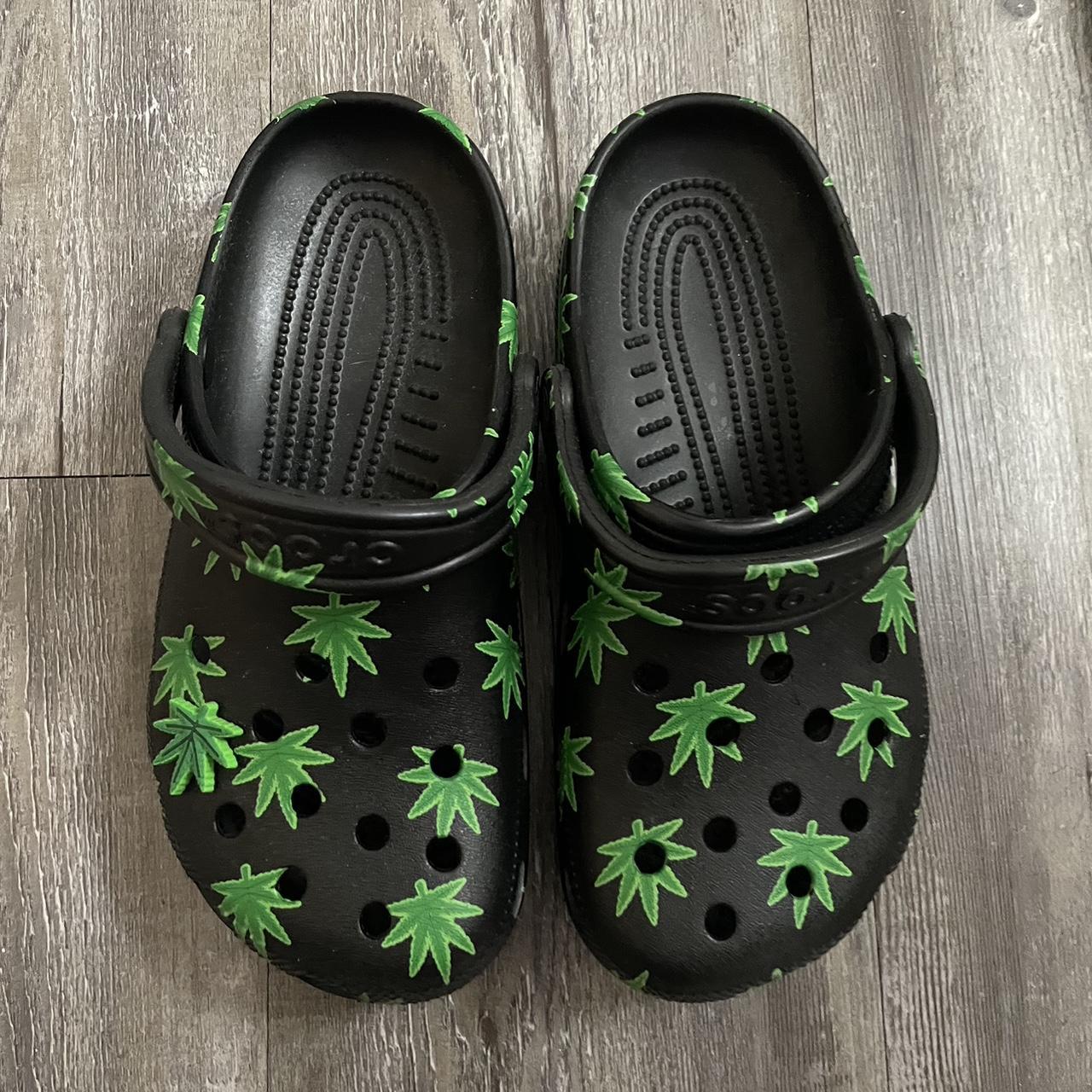 Crocs Men's Green and Black Clogs