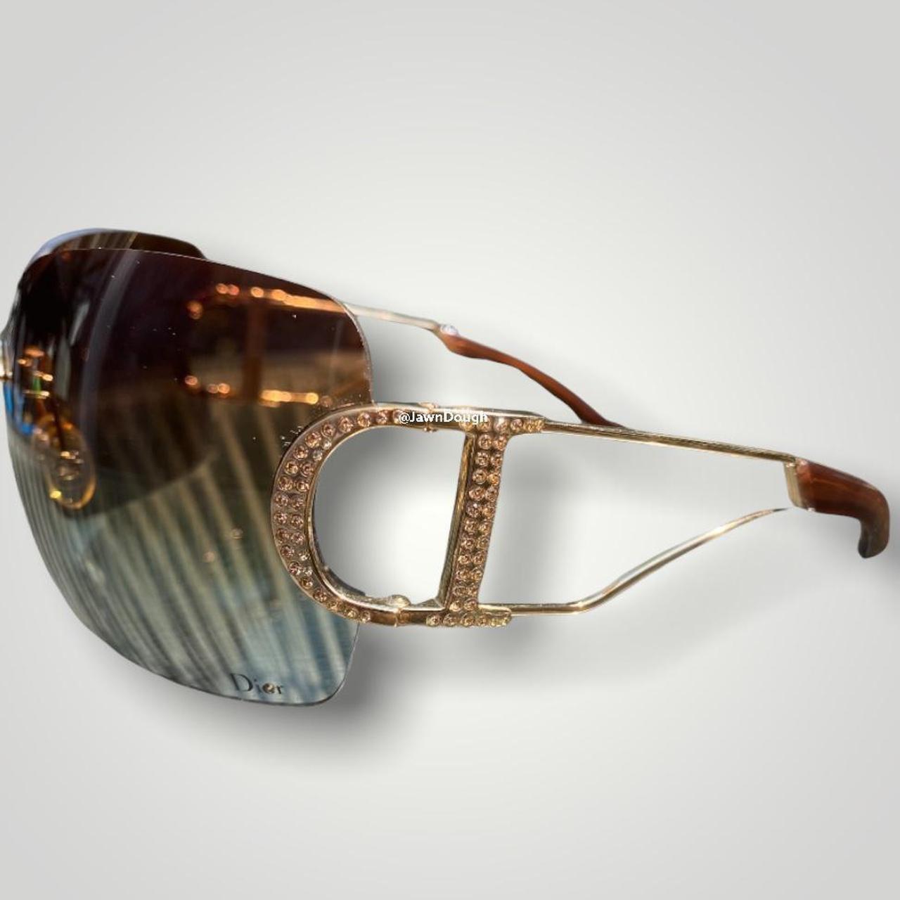 Christian Dior DIORLY 1/J2 サングラス 3YGKW Dior サングラス 2/J1 3YGKW 61◻︎14 127 - メルカリ