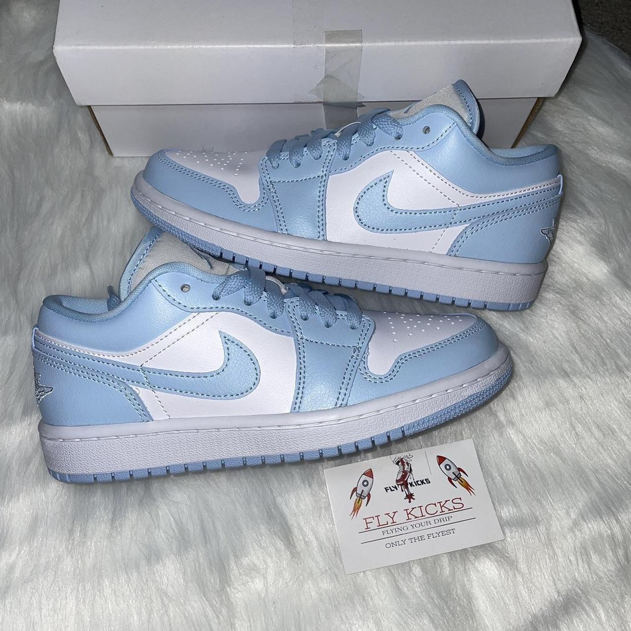 Jordan Women's Blue and White Trainers | Depop