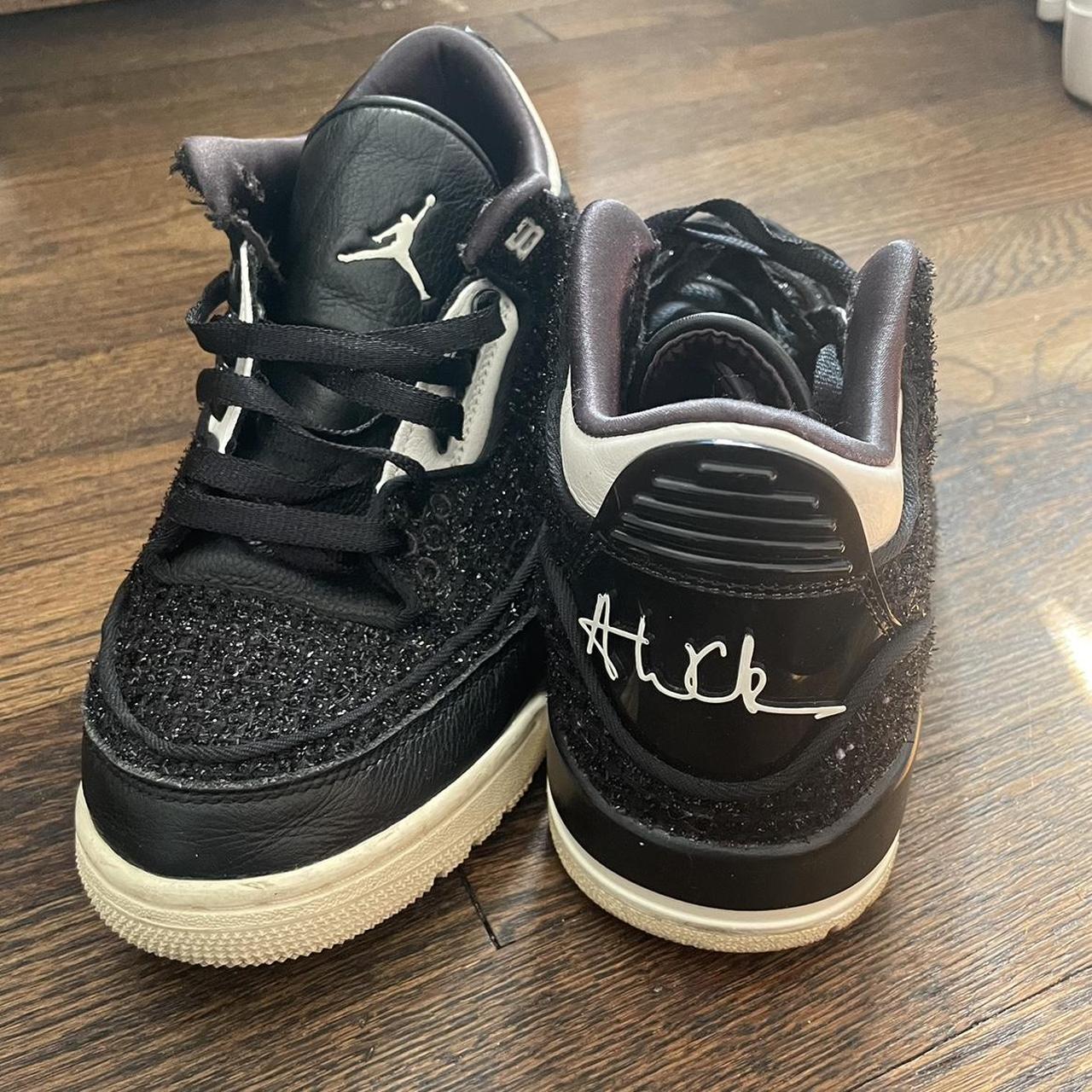 Jordan 3 vogue hot sale