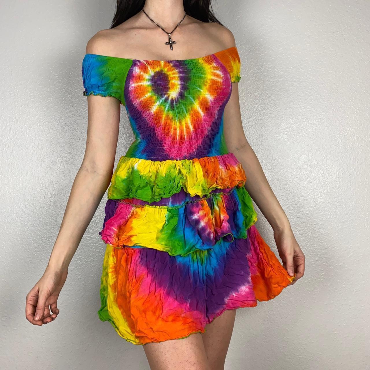 Adorable vintage colorful rainbow tie dye hippie... - Depop