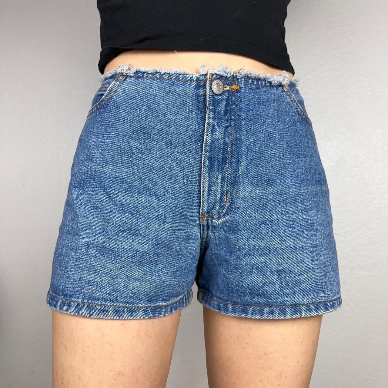 item listed by lilylune