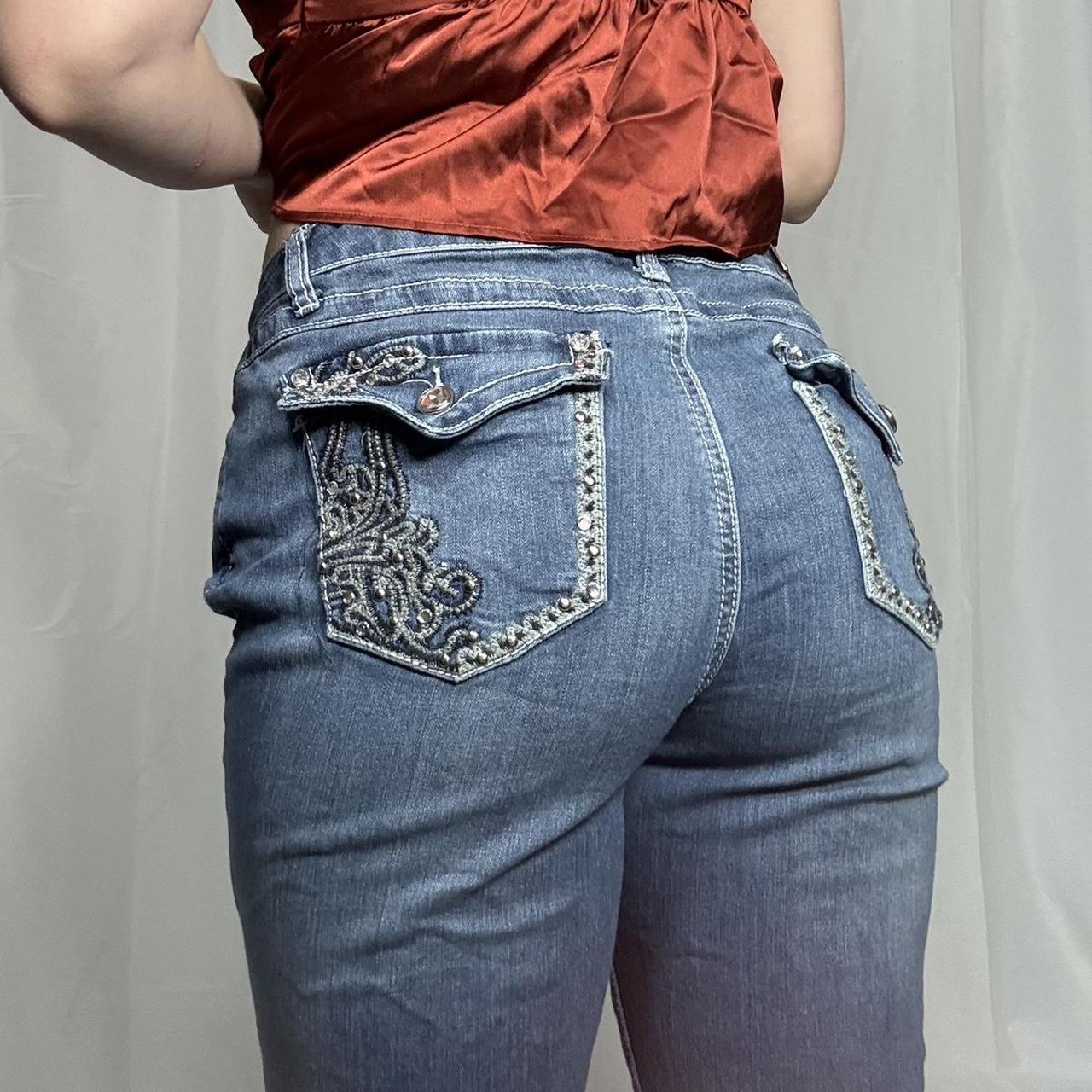item listed by katchinklothes