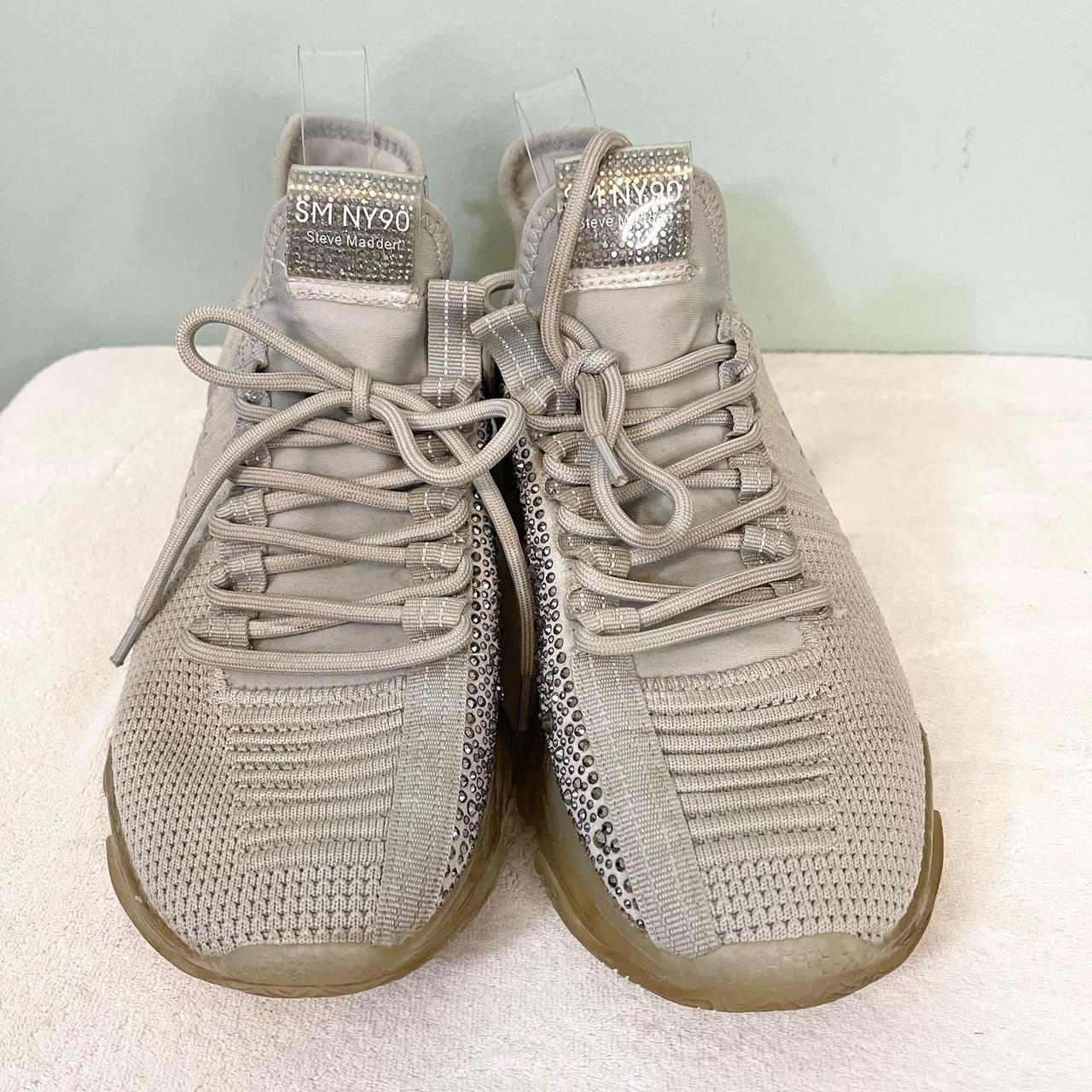 Steve Madden SM NY90 Women's Athletic Maxima 08S1 | Depop