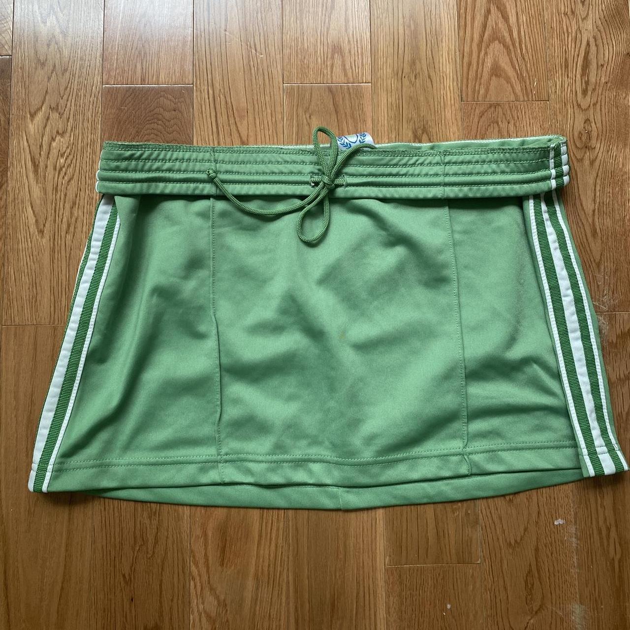 Cute green 2000s Abercrombie sports skirt! Perfect... - Depop