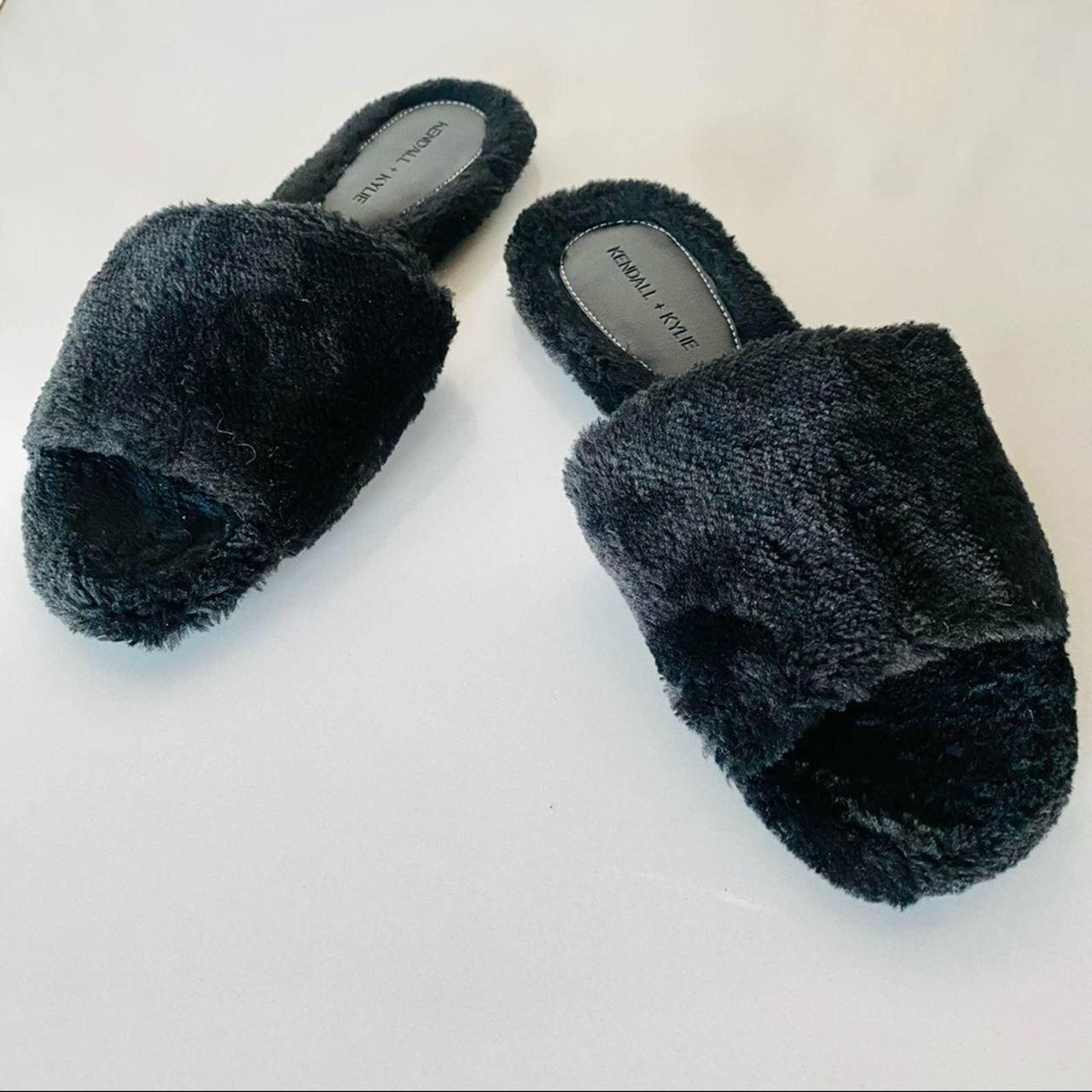 Kendall and best sale kylie fur slides