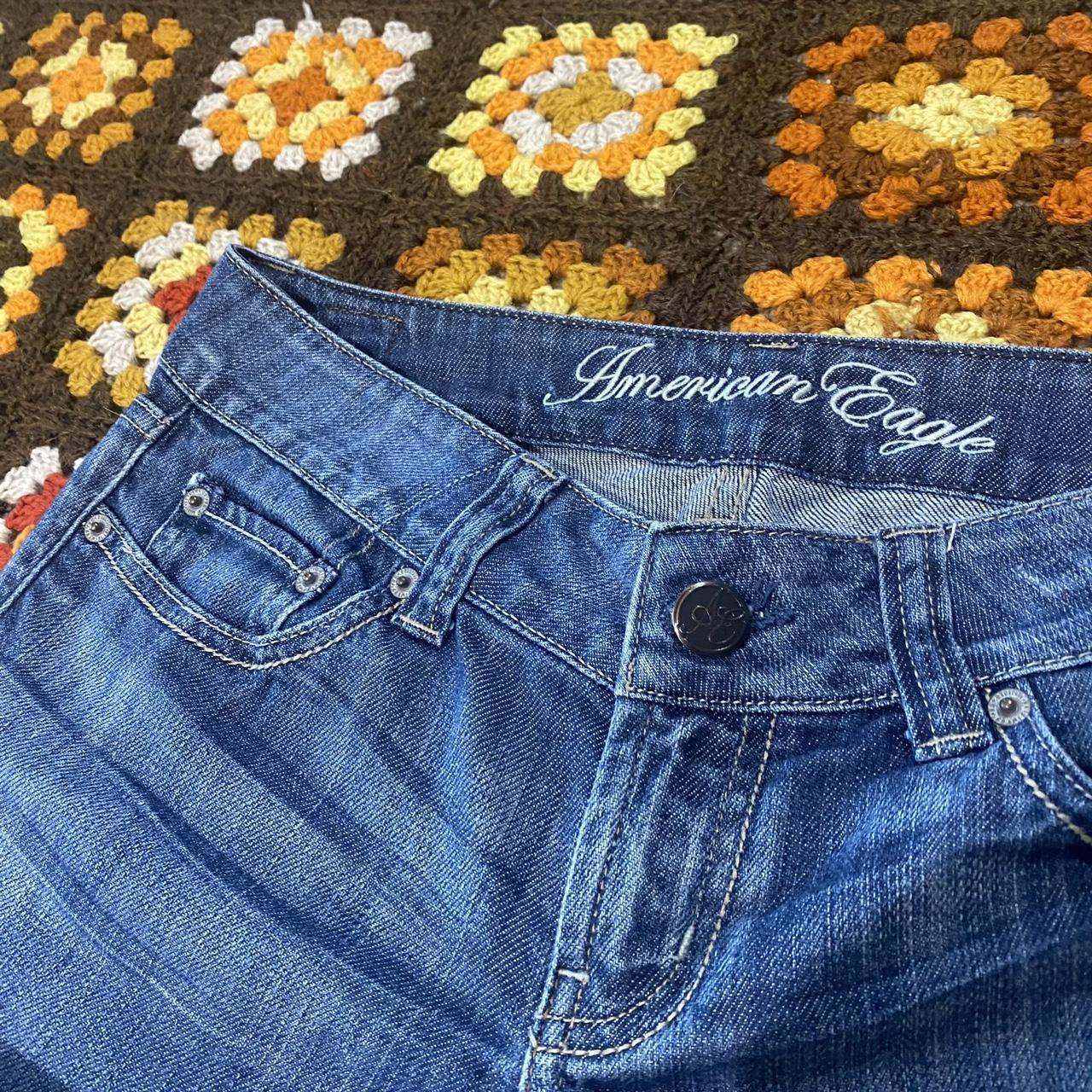 american eagle low rise jeans size 4 ★ shipping in... - Depop