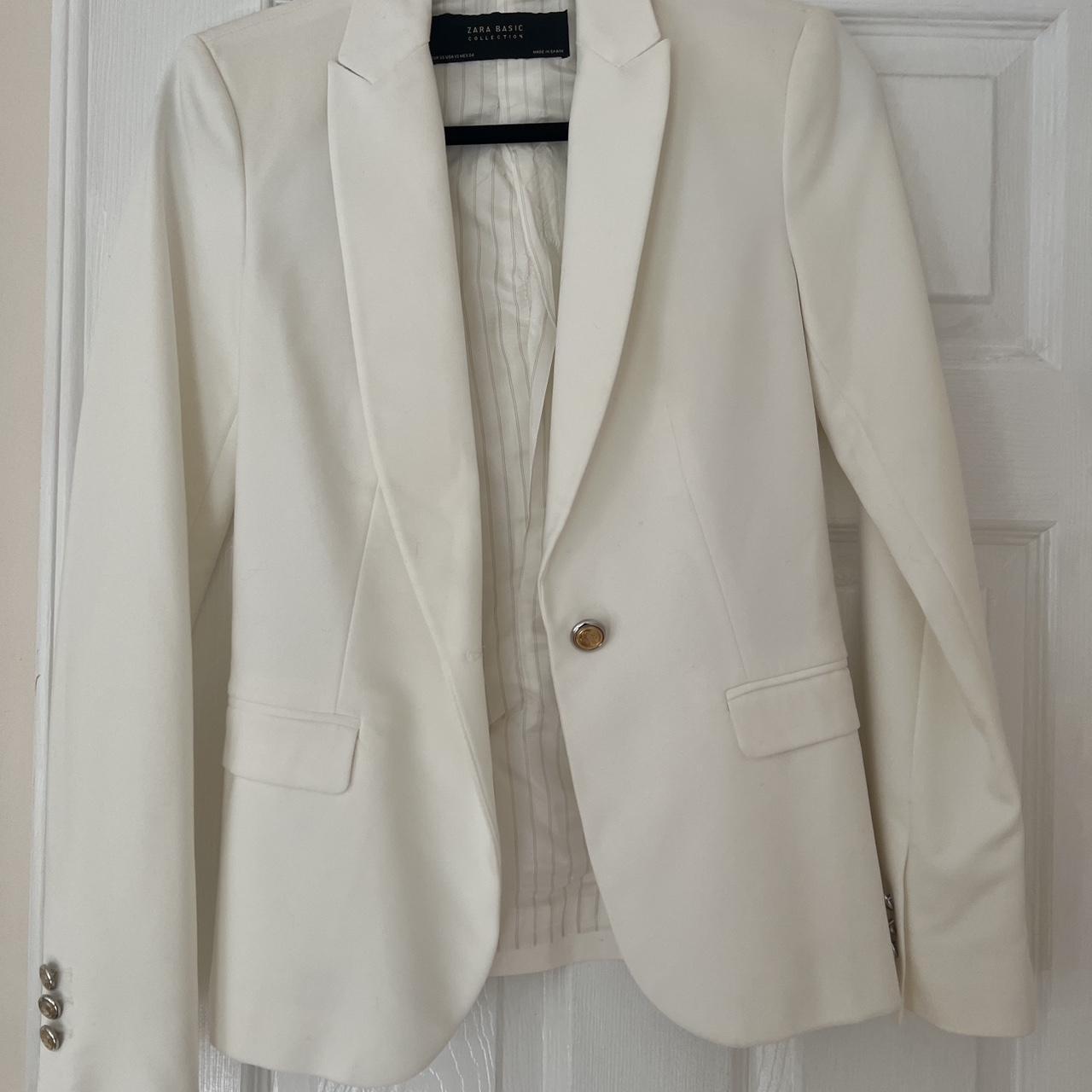 Zara Women's White Coat | Depop