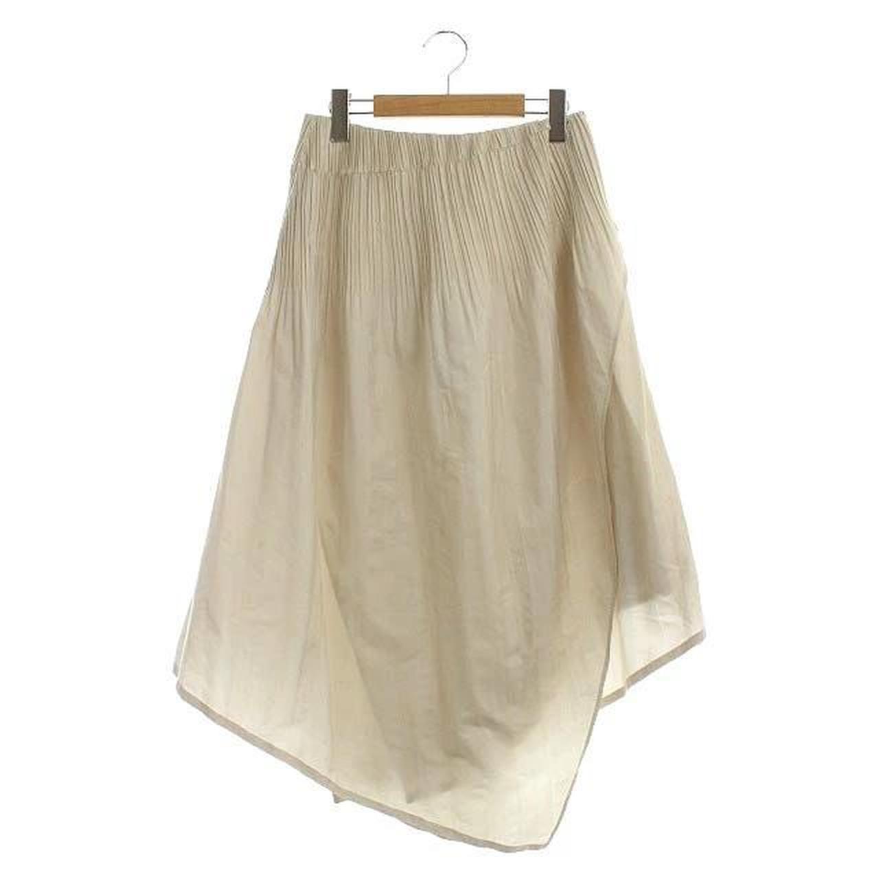 Issey Miyake Women's Cream Skirt (2)