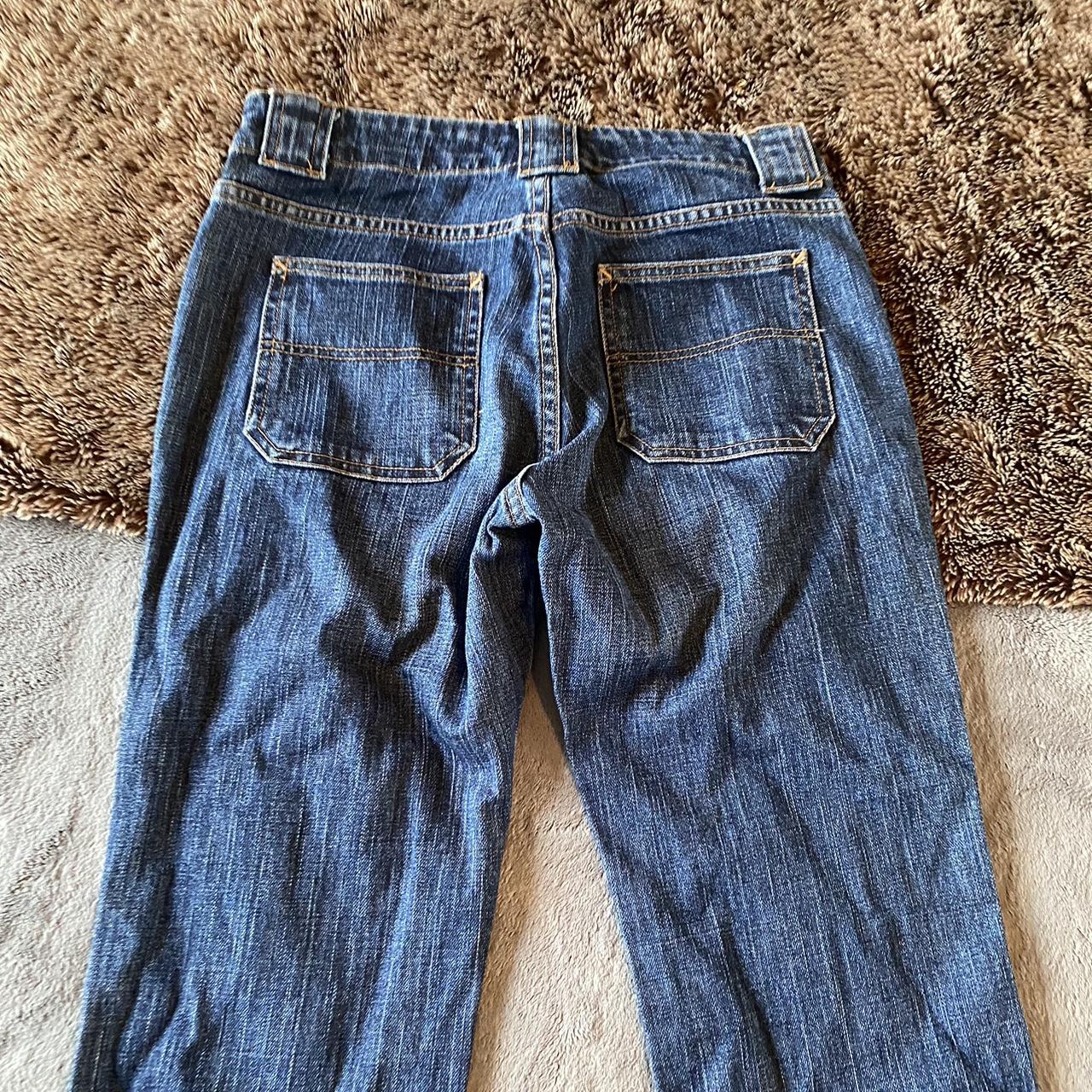 Gap low rise boot cut jeans labelled as 6r best for... - Depop