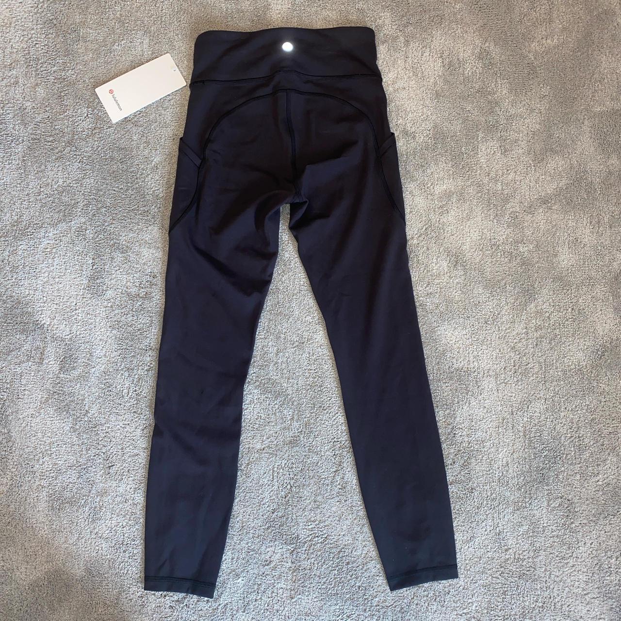 BRAND NEW LULULEMON store LEGGINGS W/ TAGS