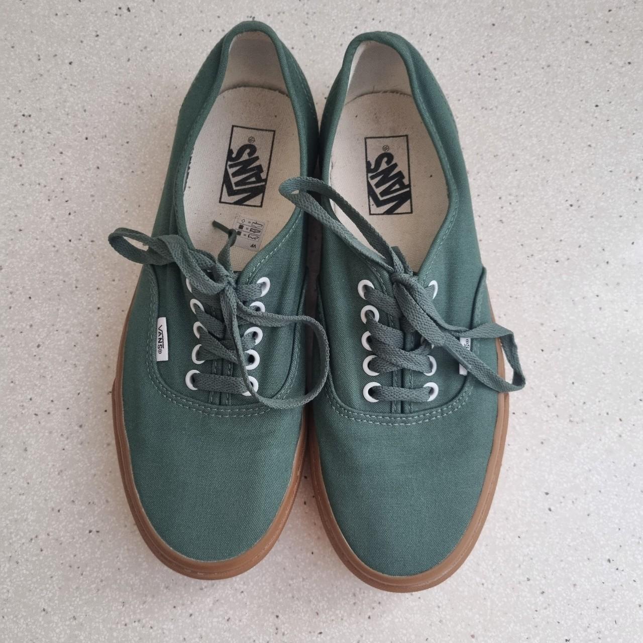 Vans size best sale 9 shoes