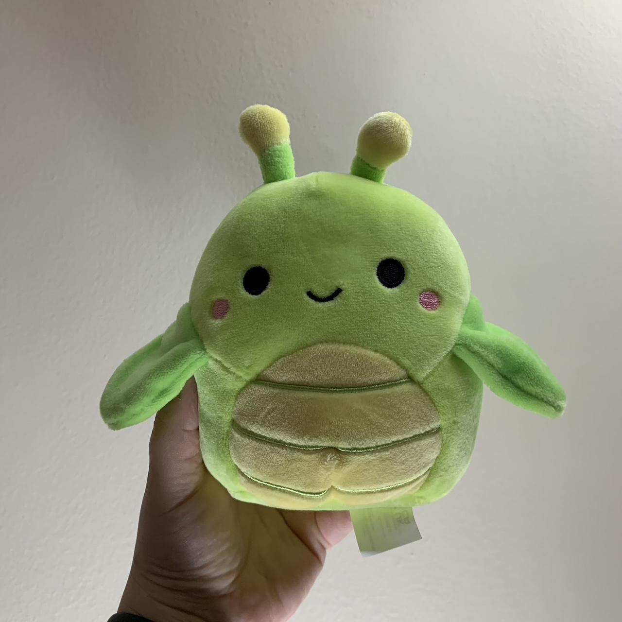 pilar grasshopper squishmallow