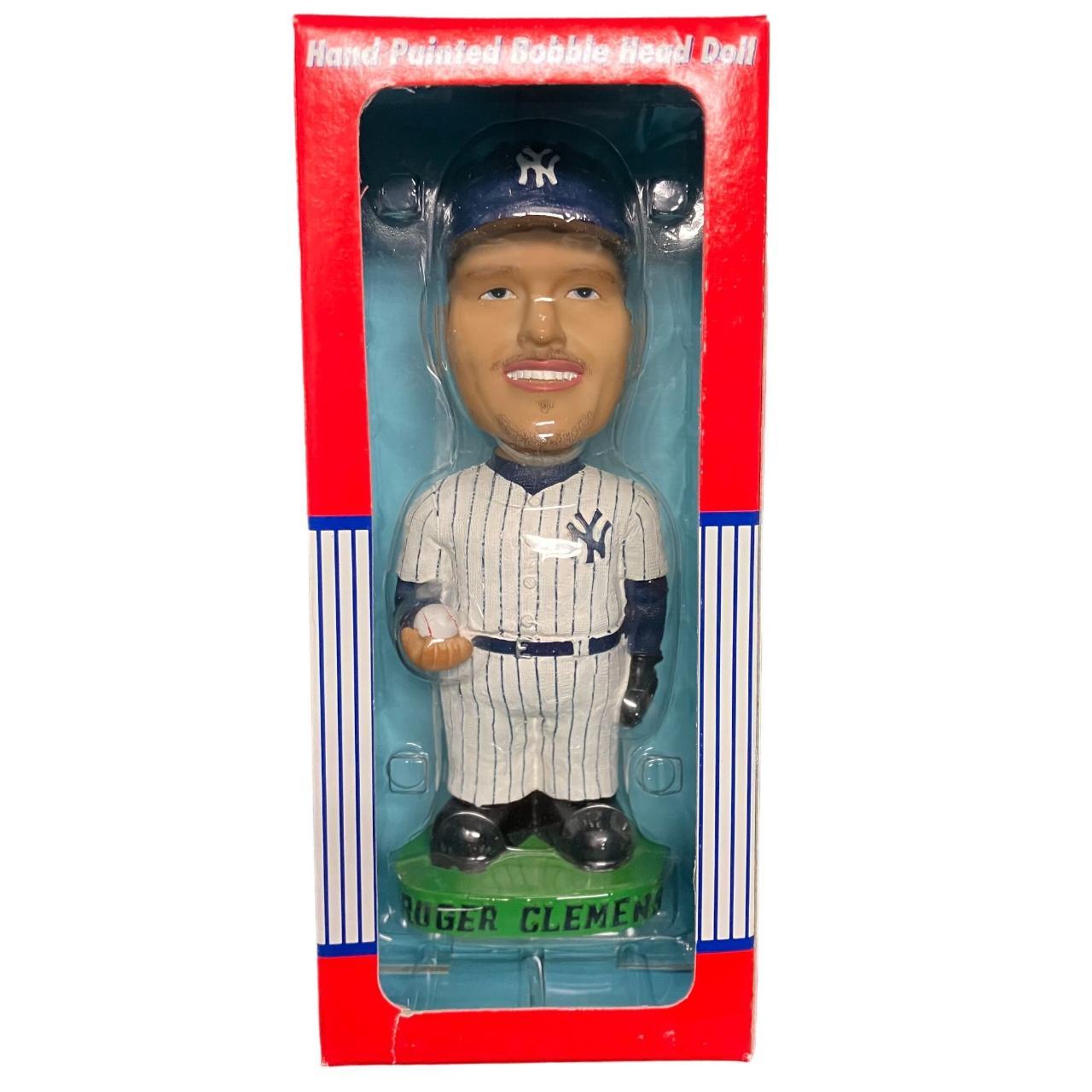 White Actionfiguresplaysets Depop