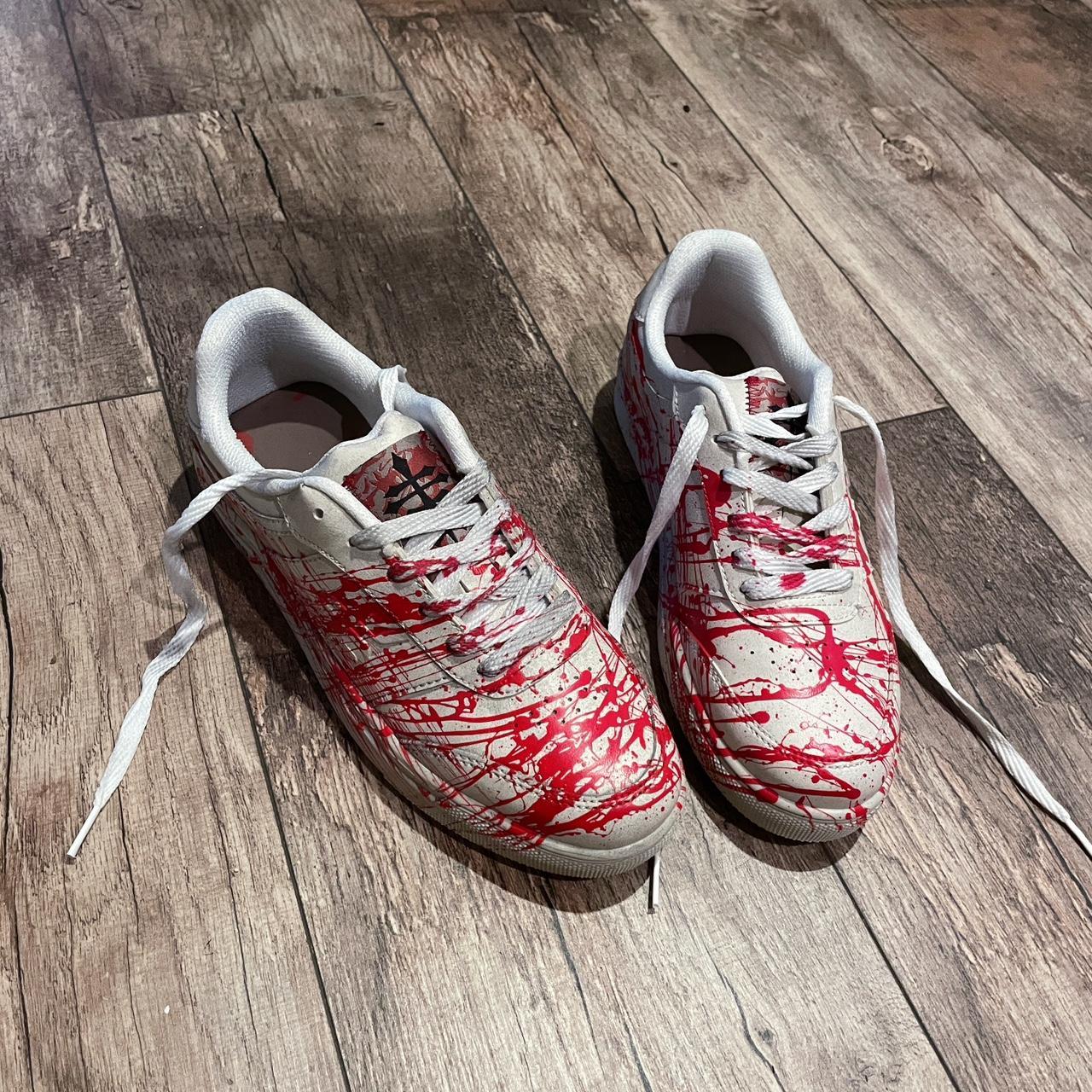 Dropdead Women's Cream and Red Trainers