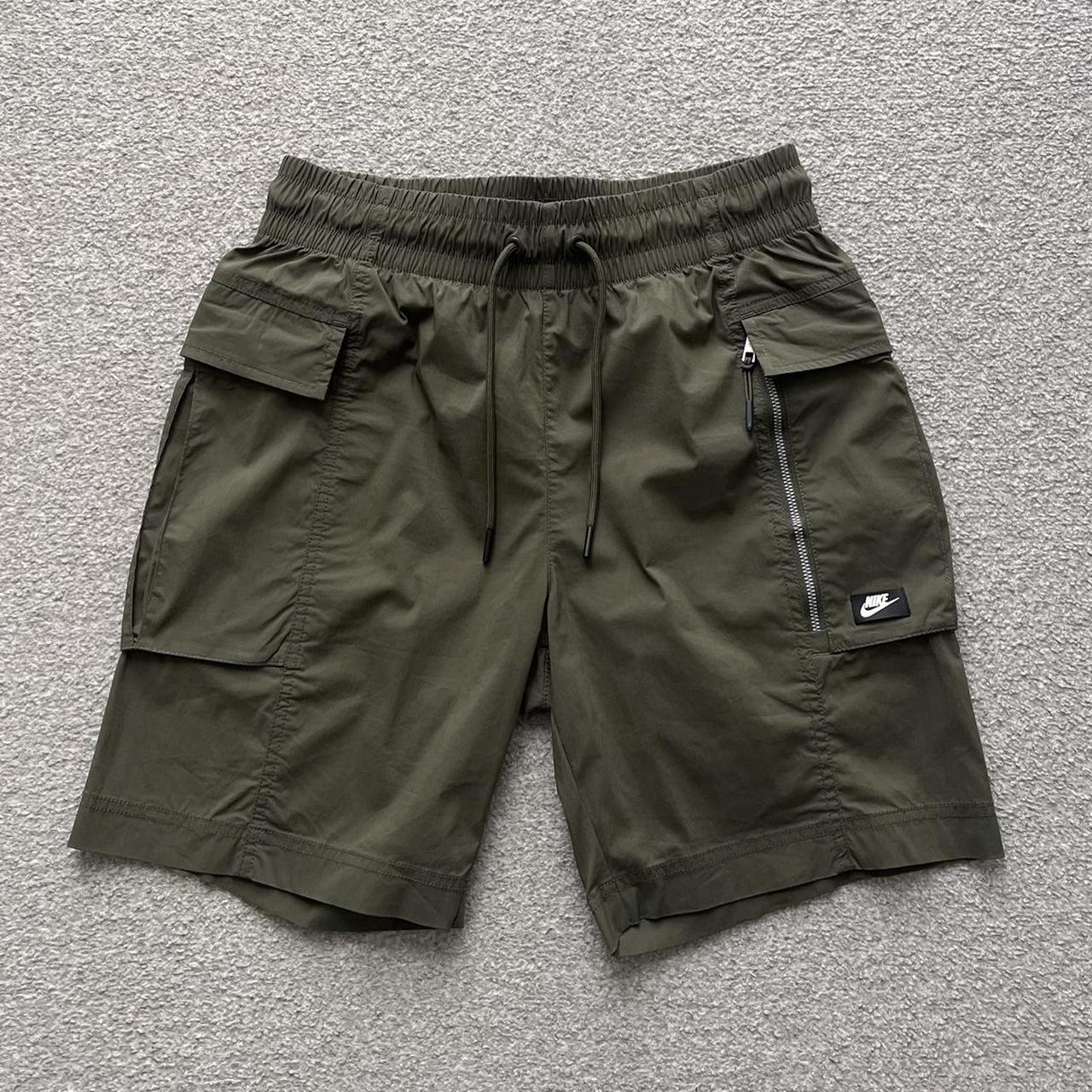 mens khaki nike shorts