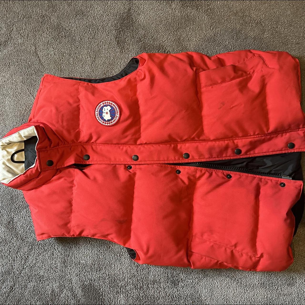 Canada goose red gilet mens best sale