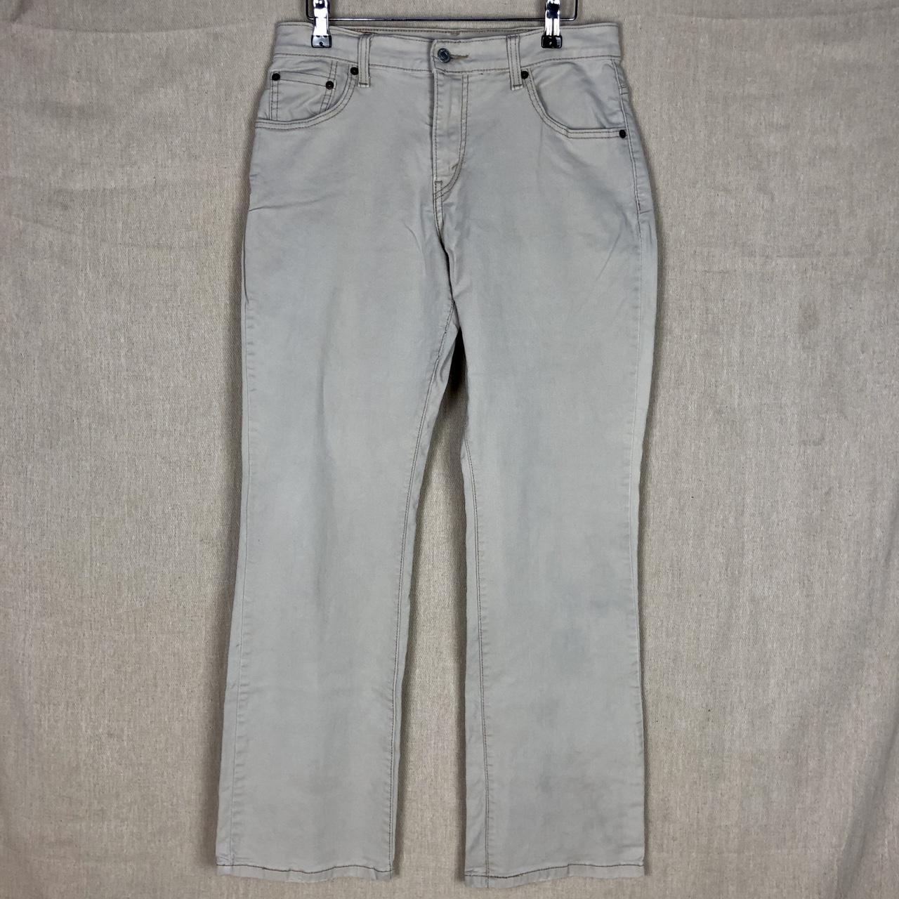 White Levi's 550 Bootcut Jeans 30W x 30L Brand:... - Depop