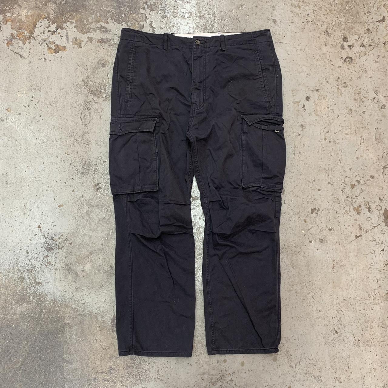 vintage Y2K baggy fit Levi cargo pants with large... - Depop