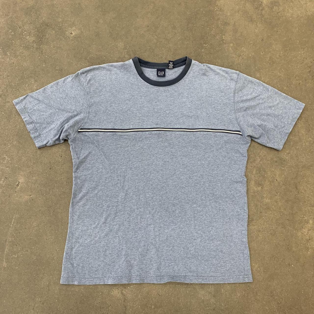 Gap Men's T-shirt | Depop