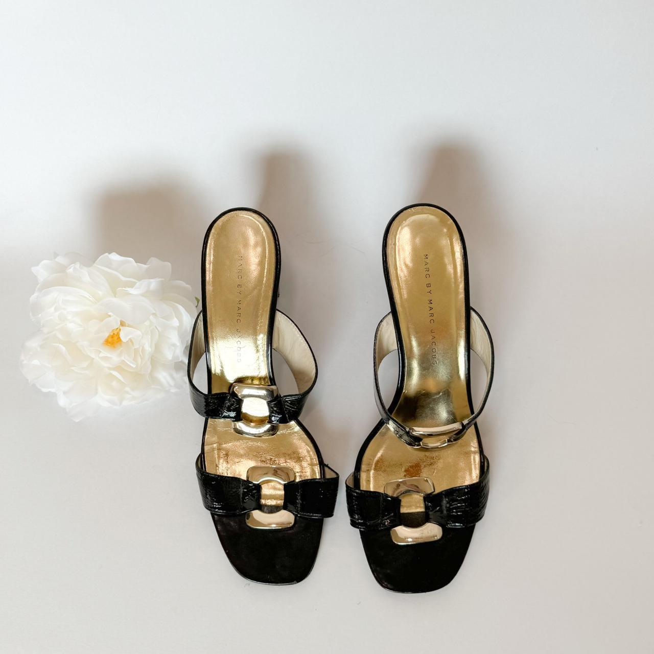item listed by alexats