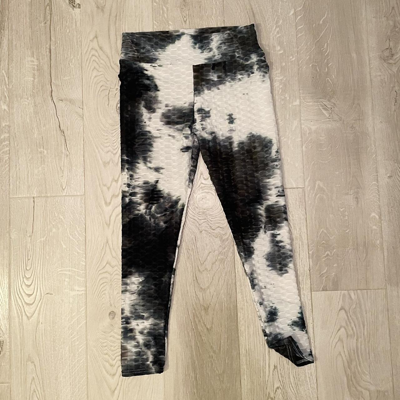 ACTING PRO LEGGINGS Ruched bum #tiedye #athletic... - Depop