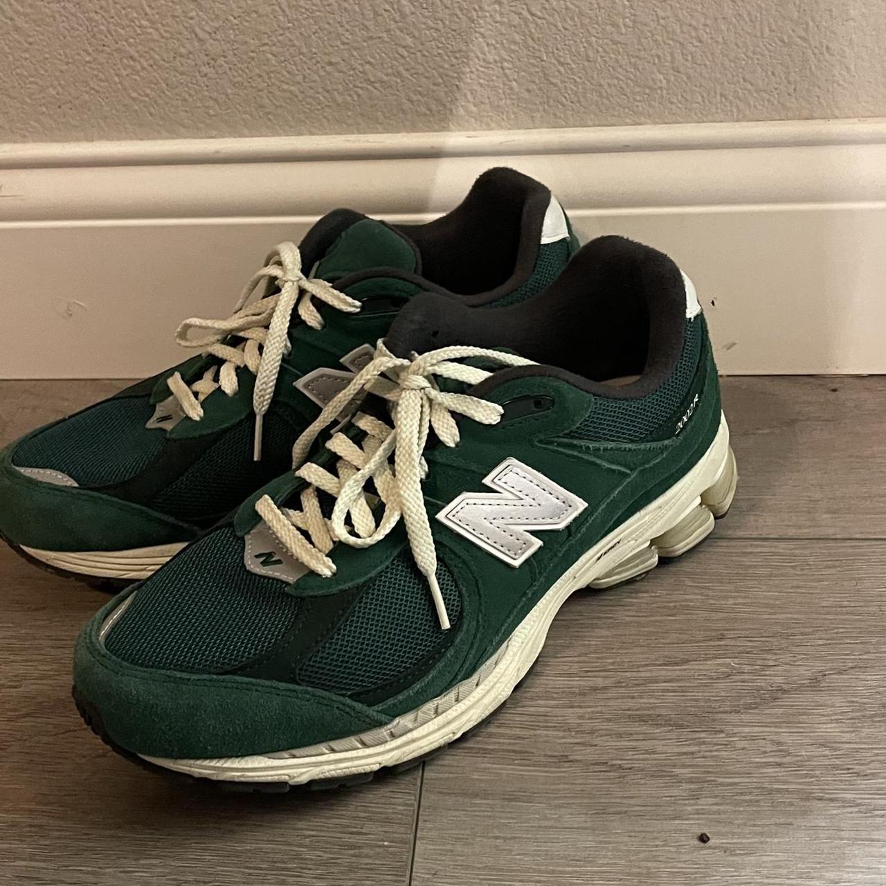new balance 2002 r green