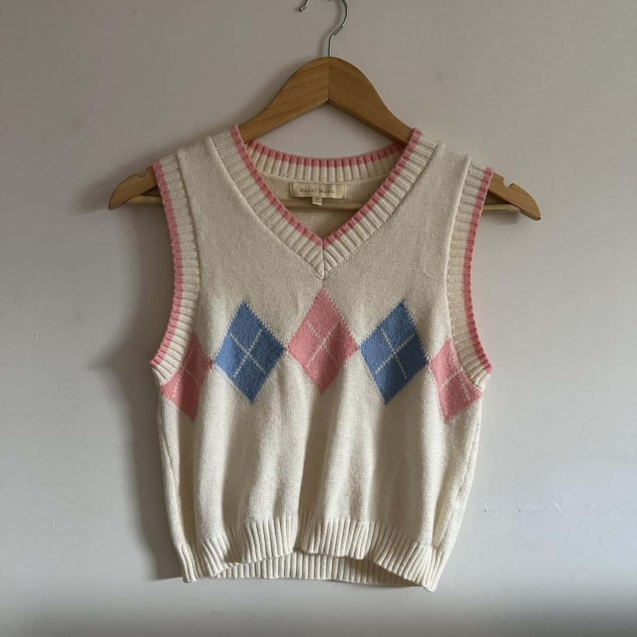 Strawberry sweater-vest - Depop