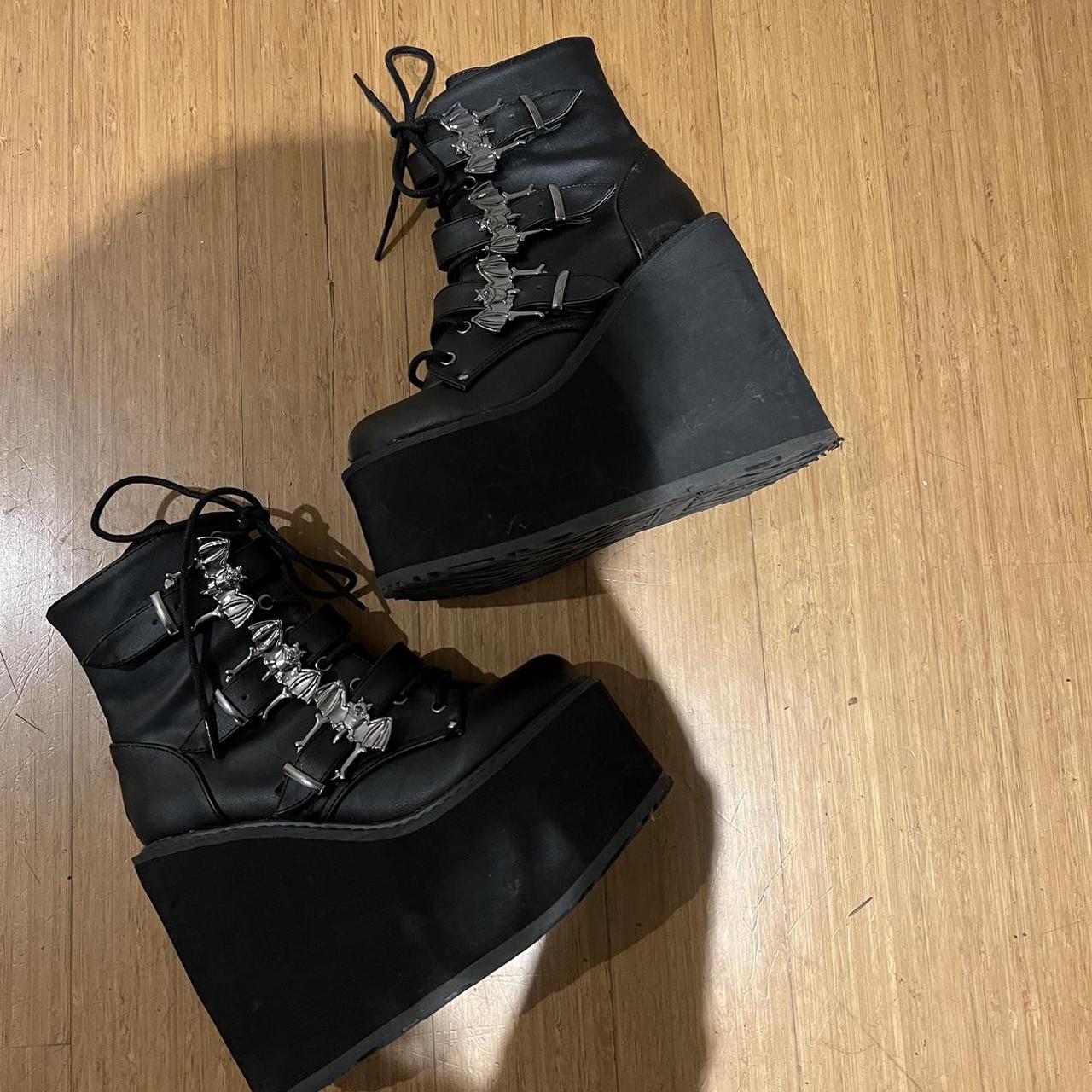 demonia boots price