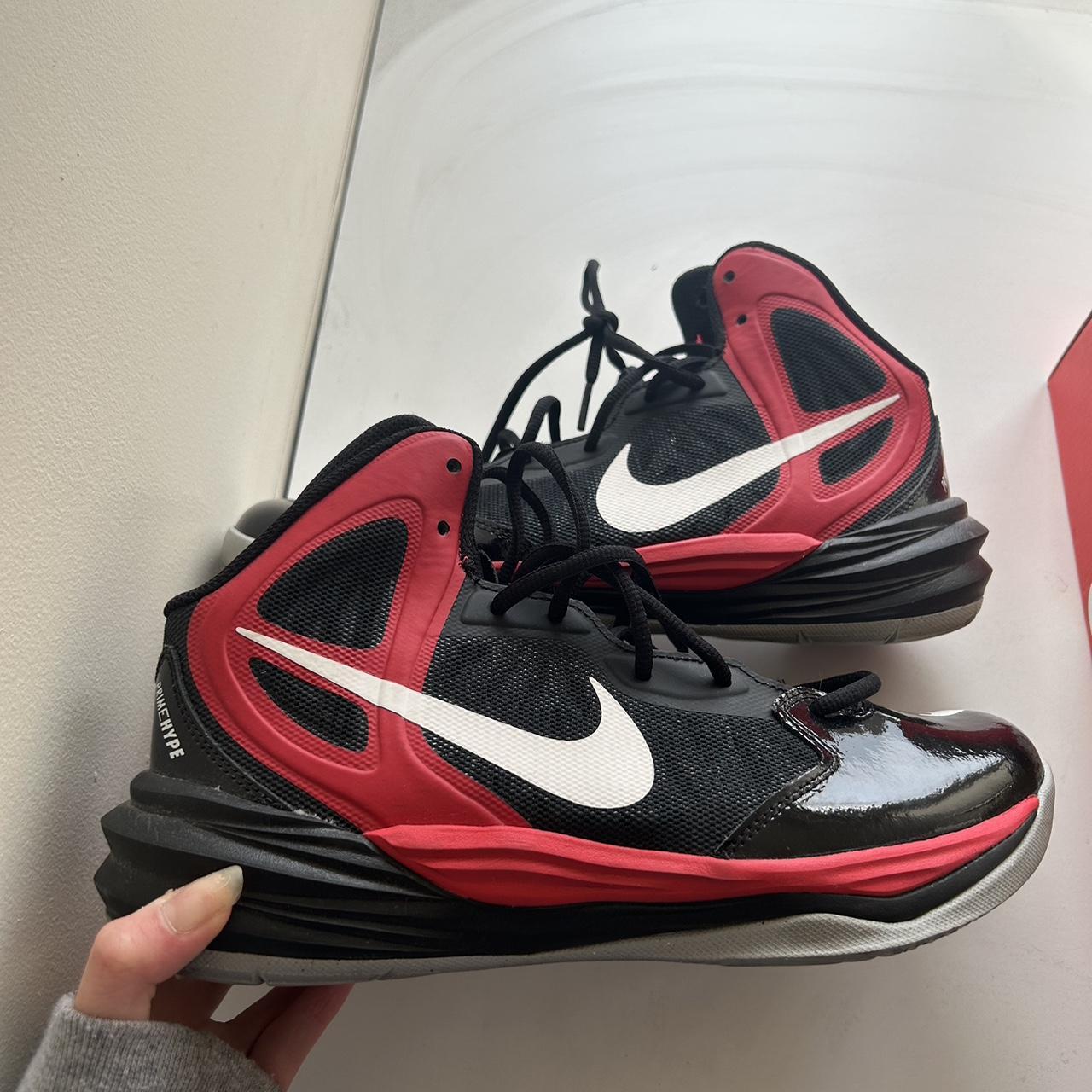 mens nike red and black shoes